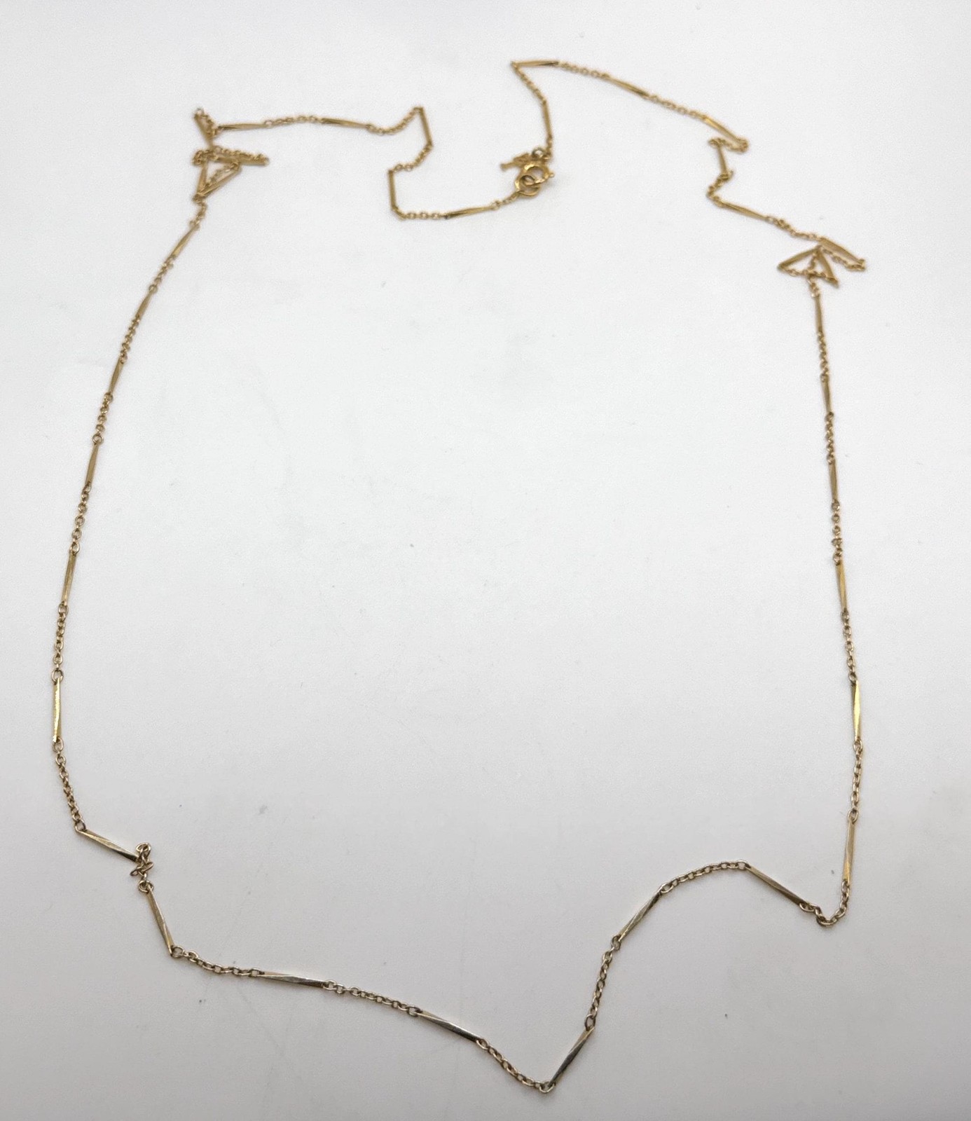 Vintage gold tone Trifari bar and chain link dainty 35 inch long necklace