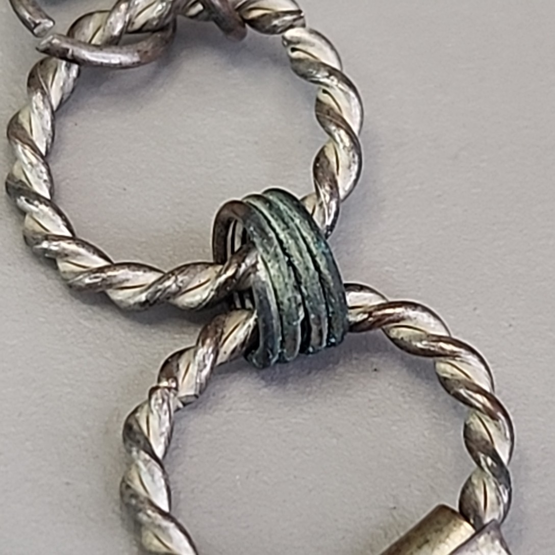 Vintage Mexican Wire Wrapped Bracelet Silver Plated Cannetille Blue Glass 6.5″