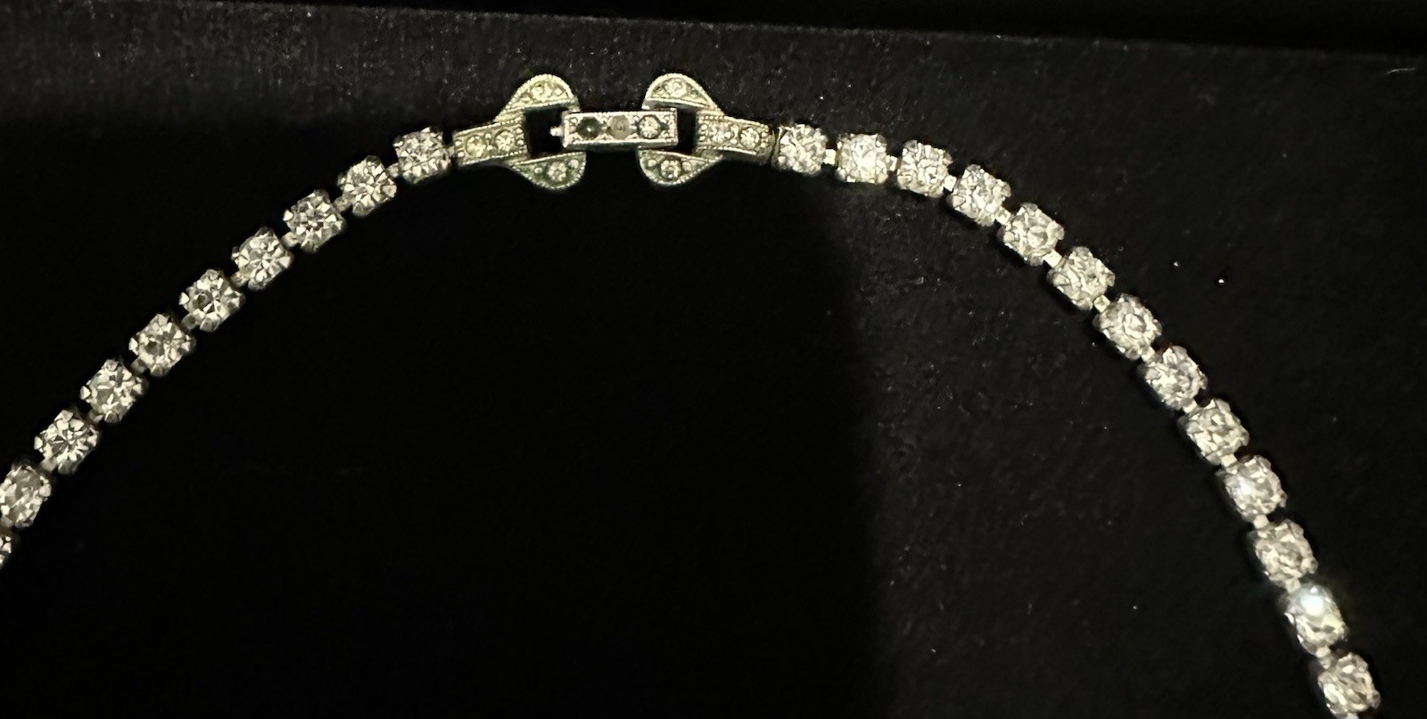 16pc Vintage Rhinestone Costume Jewelry Lot Necklace Earrings Brooch