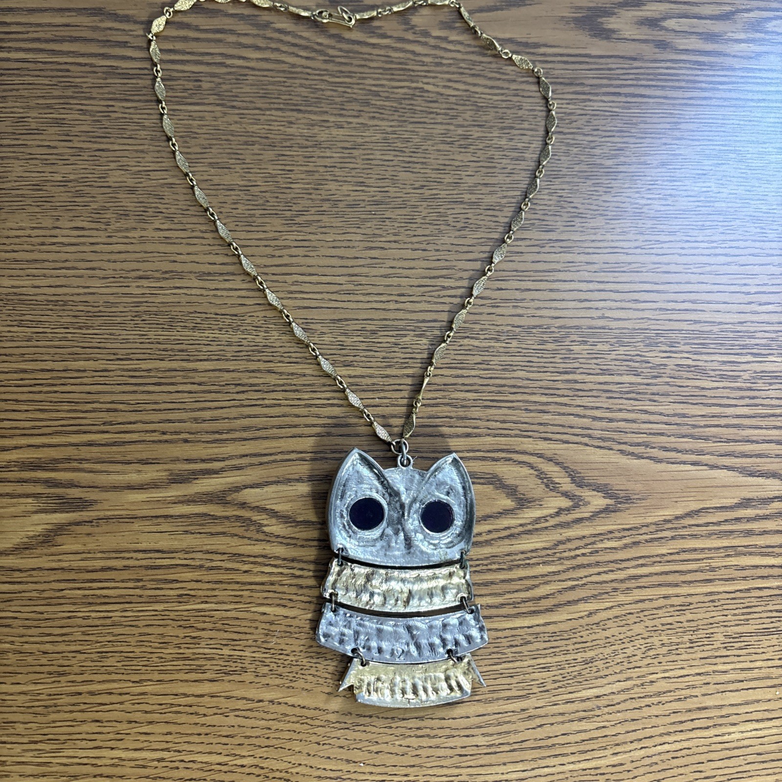 Vintage Silver & Gold Tone Articulated Owl Pendant Necklace W/Purple Stone Eyes