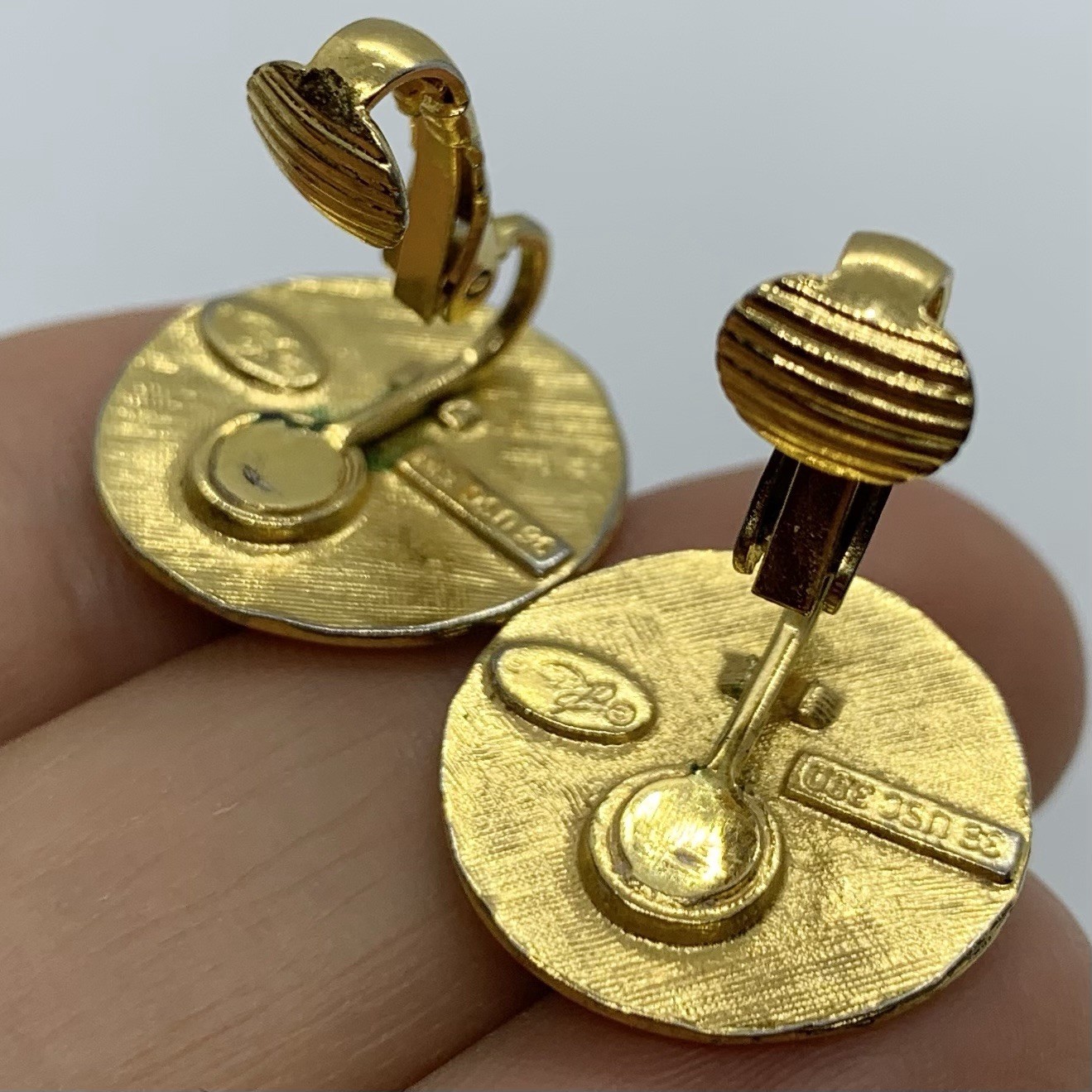 VTG Revere Signed Gold Star Blue Enamel Button Earrings Clip-on