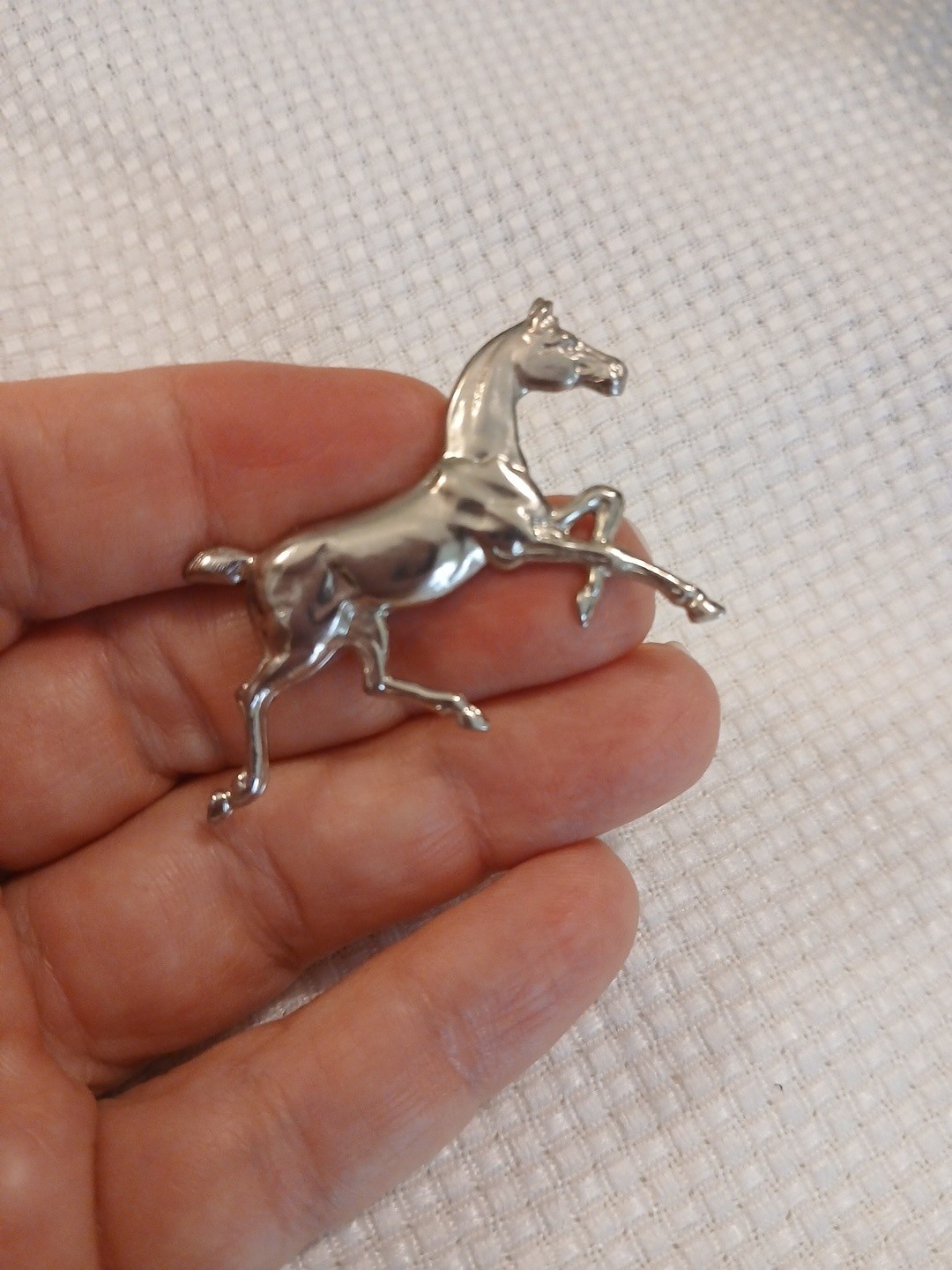 Vintage Beau Sterling Silver Horse Pin Brooch Equestrian Trotting Running 1.5″