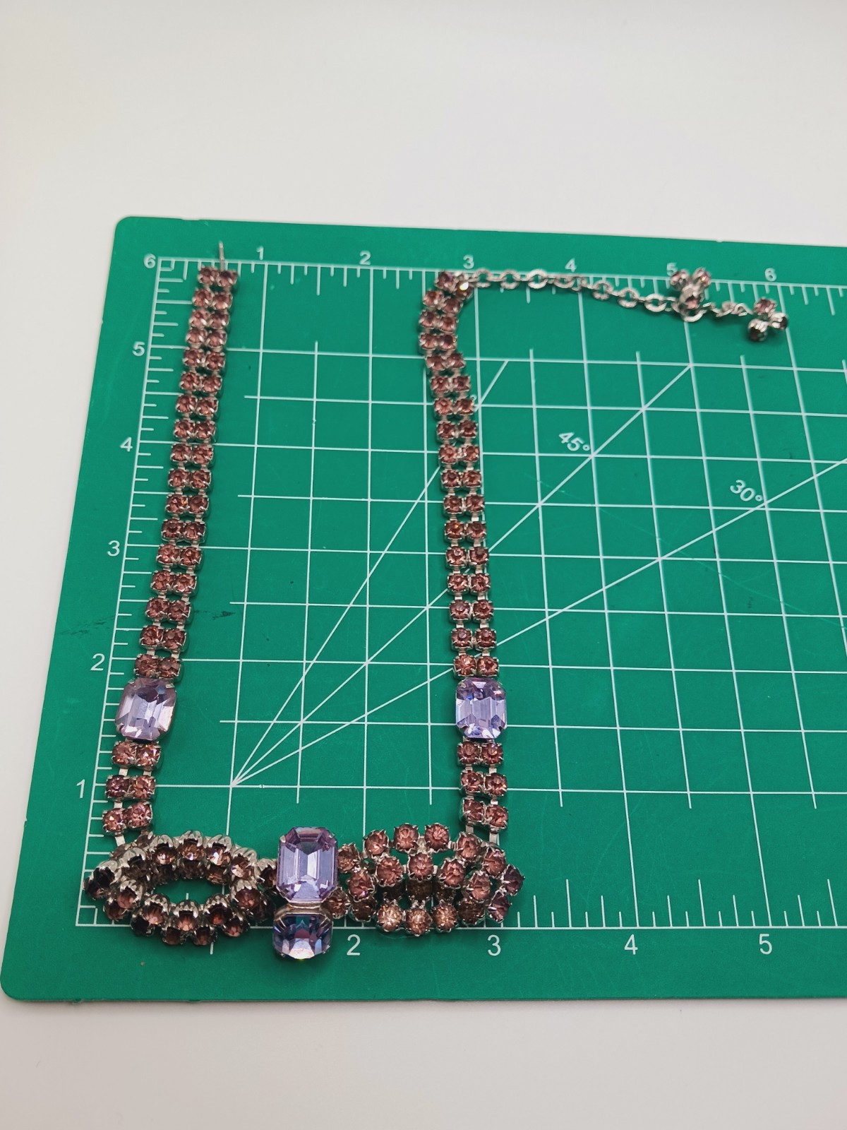 Vintage Blue Violet Purple Alexandrite lilac Rhinestone Bow Necklace silver tone