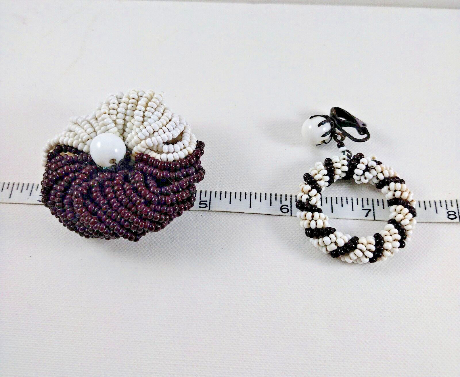 VTG 40s 50s Brown White Seed Bead Dangle Hoop Clip Earrings Brooch Set