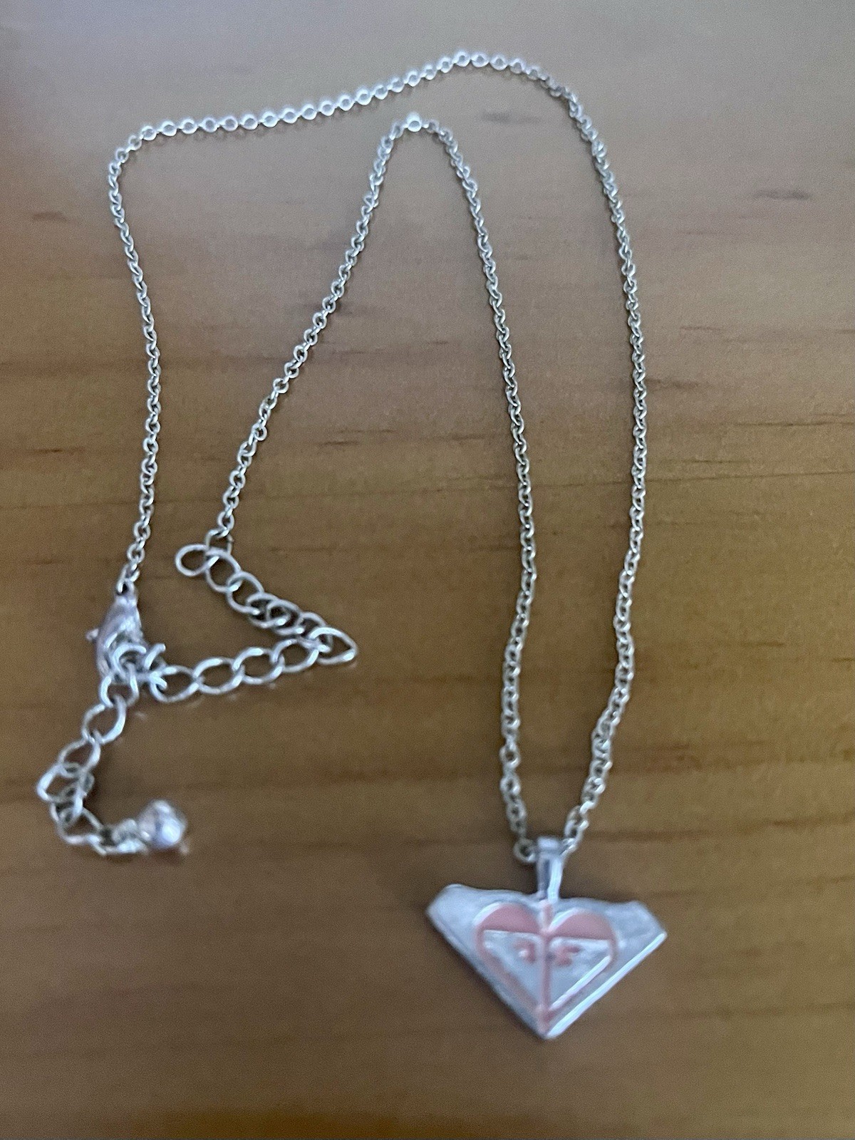 Vintage Roxy Surf Heart Pendant Necklace Preowned
