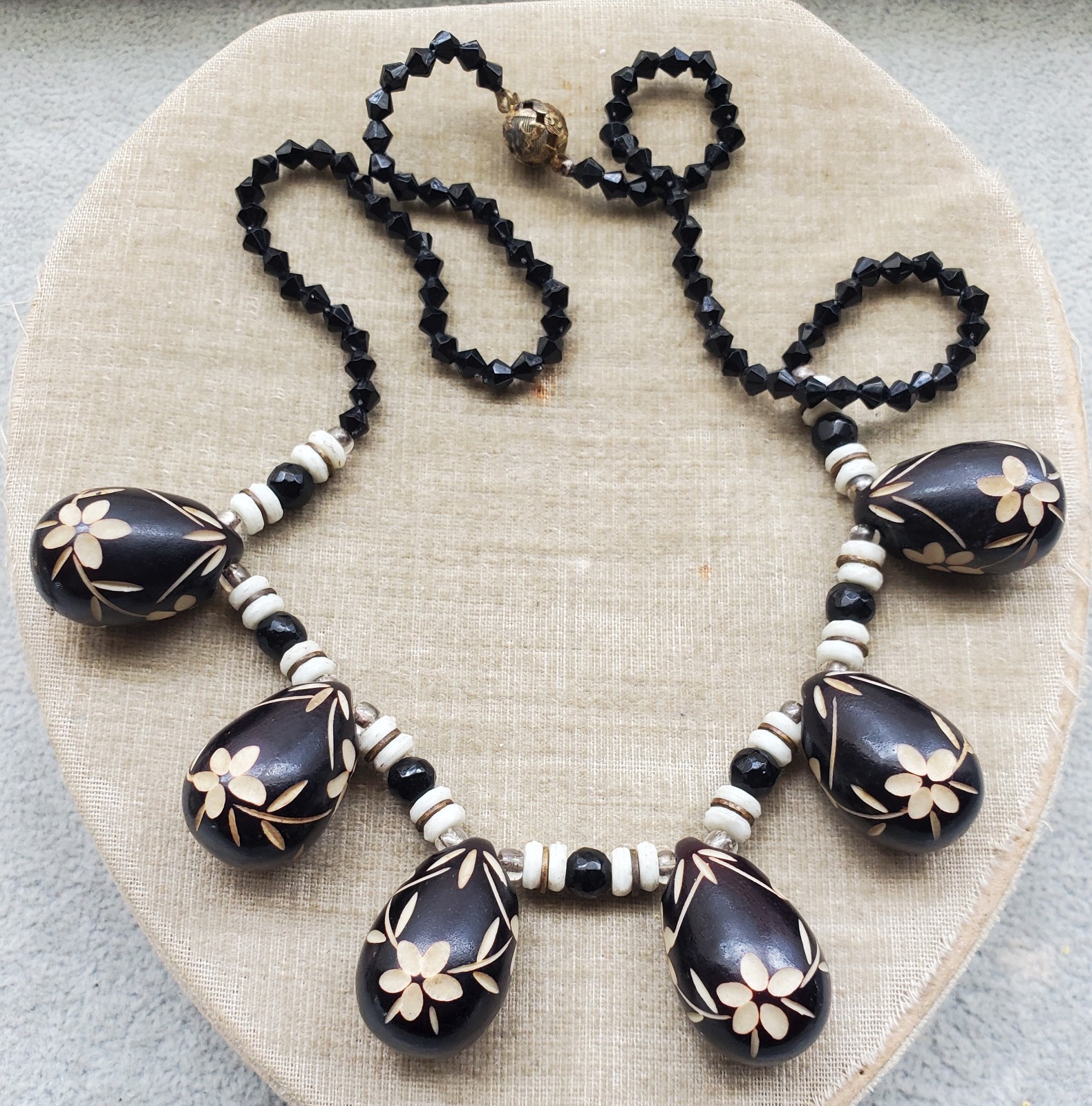 Vintage Deco Carved Floral Wood Egg Bead & Glass Disc Bicone Necklace