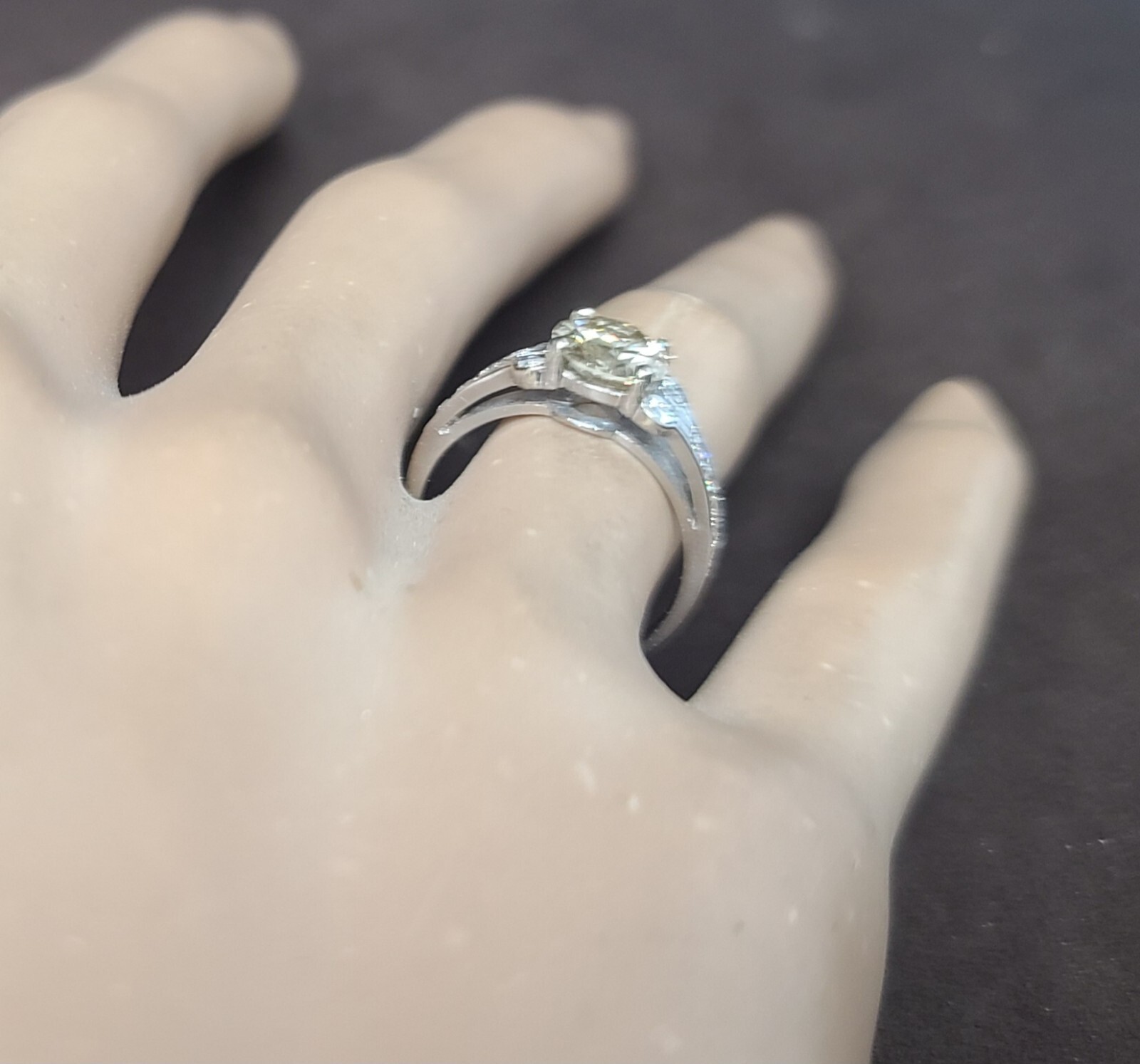 Vintage 14k White Gold Engagement Ring 1.28ct. Natural Champagne Round Diamond