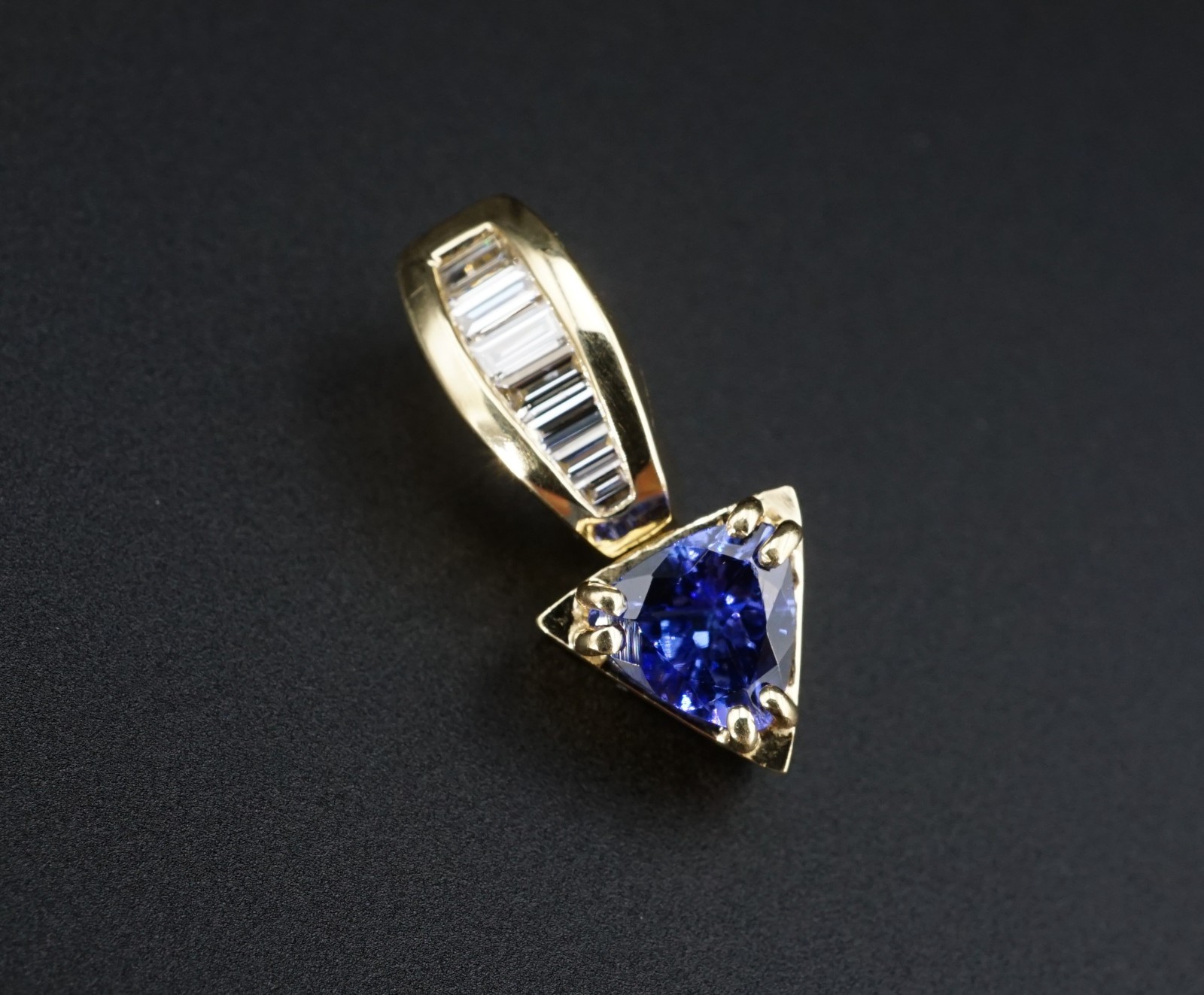 Vintage 14k 1ct Tanzanite Diamond Pendant Trillion Yellow Gold Natural PG2159