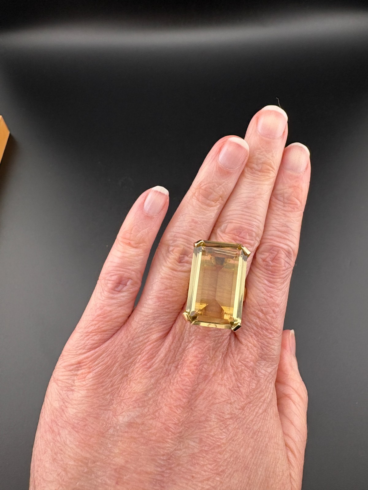Vintage 18k Gold Large Emerald Cut Quartz Cocktail Ring 13.77g Statement Ring