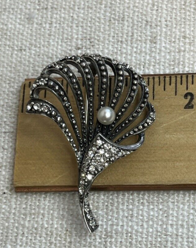 Floral 925 Sterling Silver & Clear Rhinestones Brooch Pin With Single Pearl