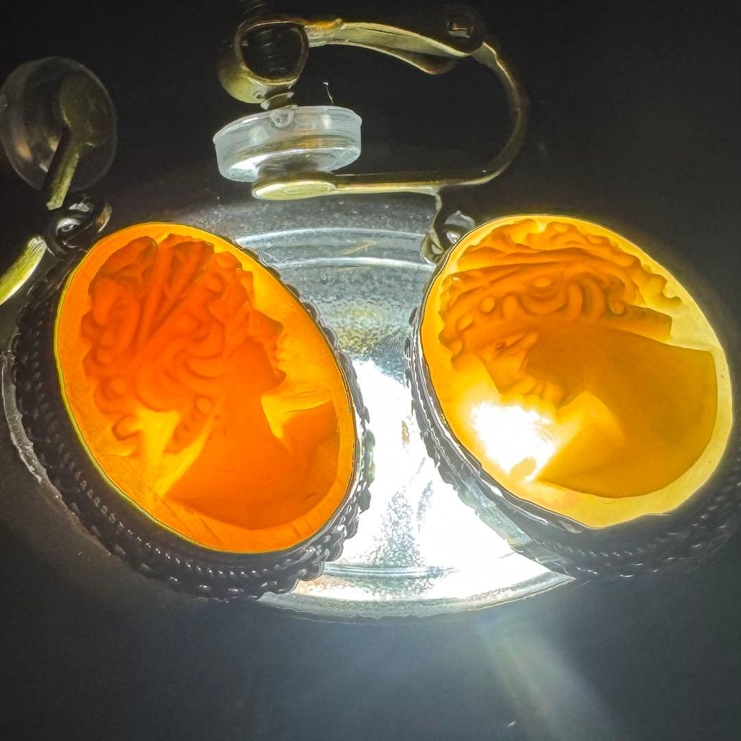 Shell Cameo Vintage Earrings, Pair (Men’s And Women’s), Different Designs On