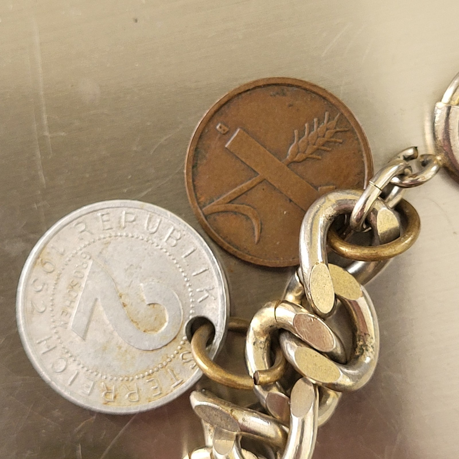 VTG 8 Foreign Coins Tokens of the World Charm Bracelet Silver Tone 1930s-1950s
