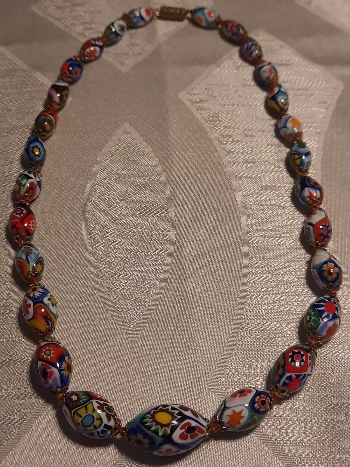 Vtg Millefiori Murano Glass Graduated Knotted Necklace 16″ Barrel Clasp A53