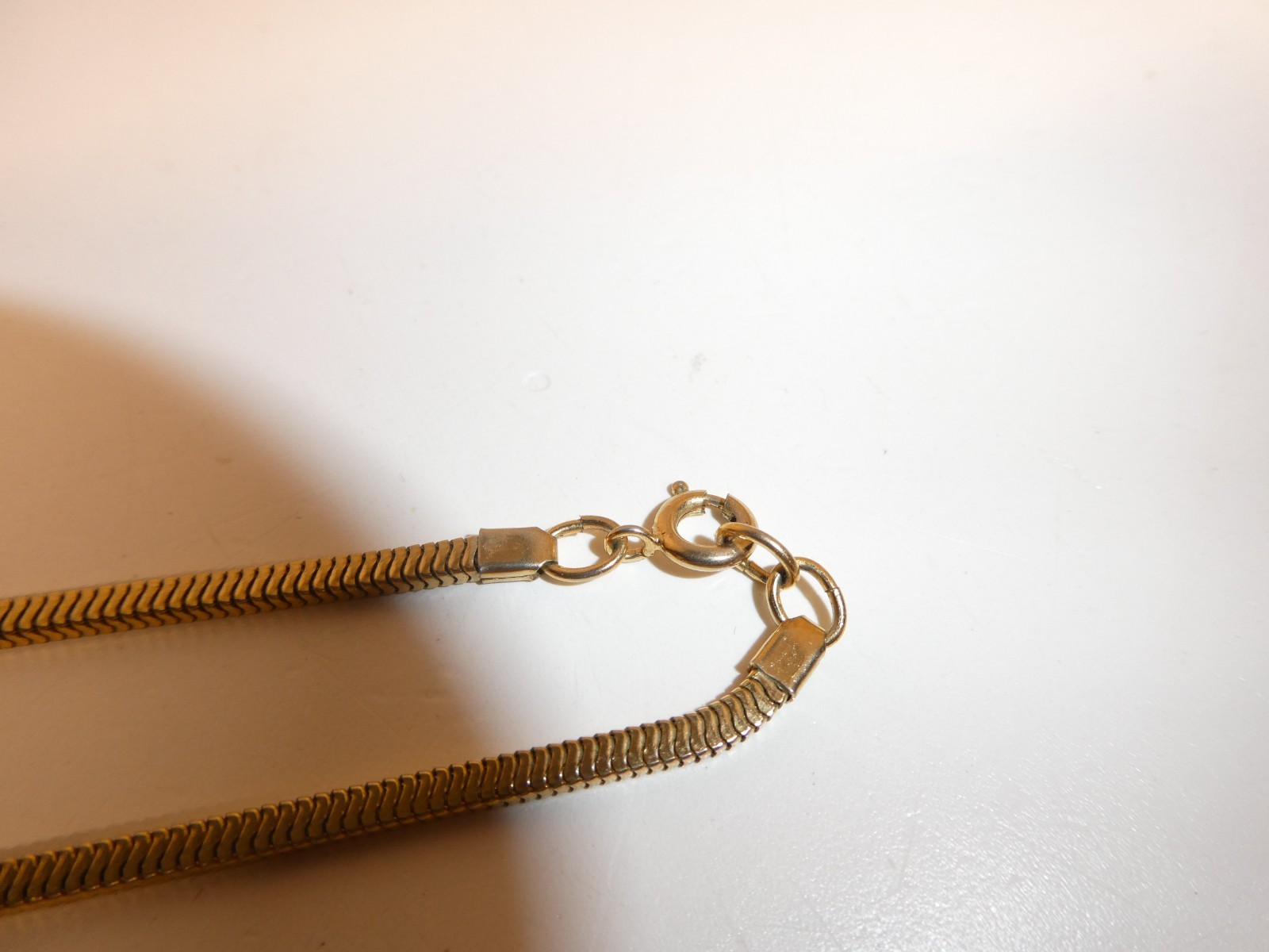 VTG Caravelle 24″ Necklace Pendant Watch Women Gold Tone Square Case Manual Wind