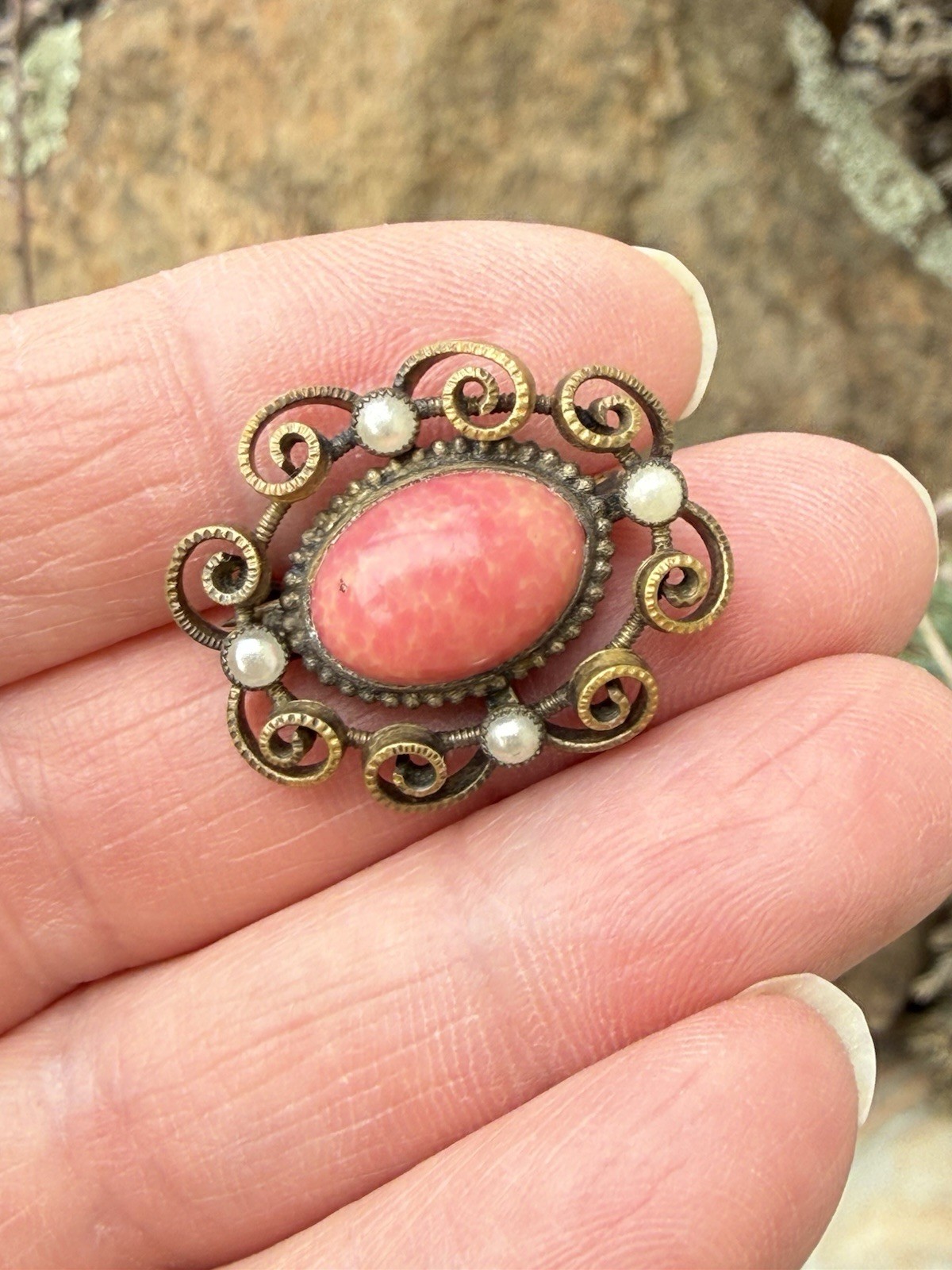 Antique Victorian Peachy Pink Peking Glass Baby Seed Pearls Gold Wash Pin Brooch