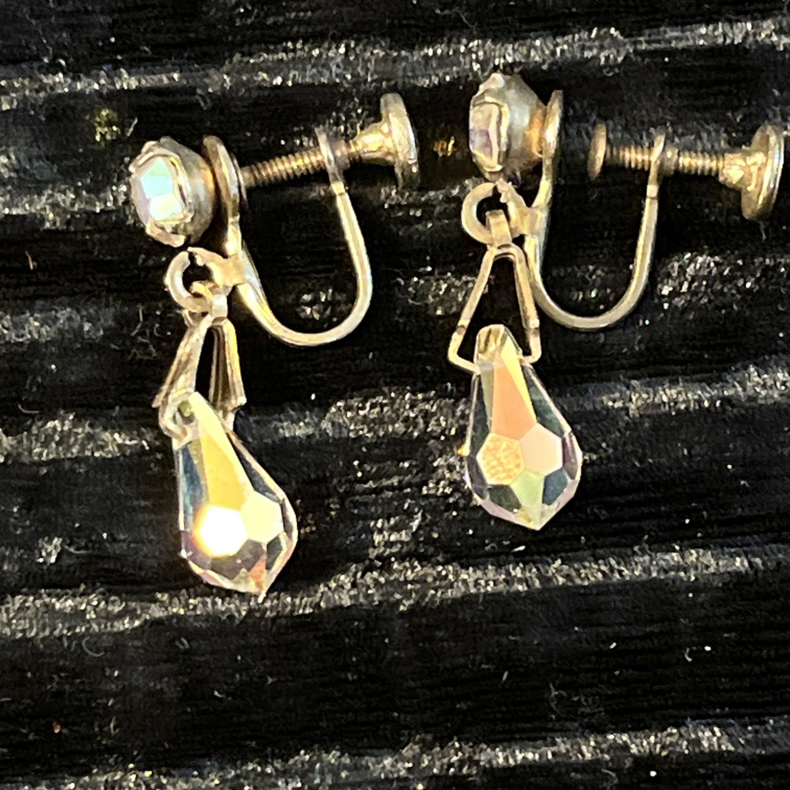 Vintage Goldtone Teardrop Faceted AB Crystal Drop Dangle Screw Back Earrings