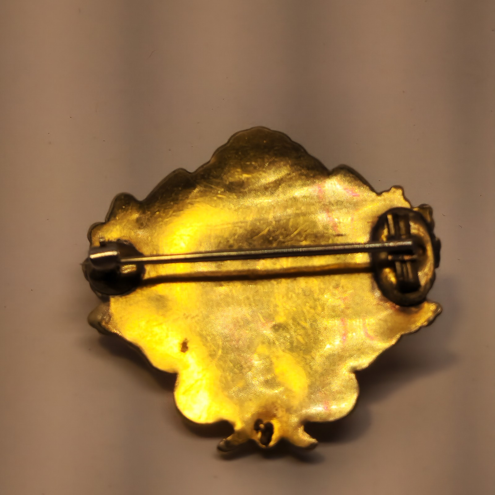 Antique Unmarked Goldfilled Flower Brooch 1.5″ 5.8g