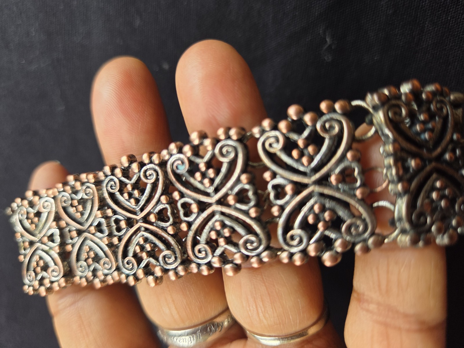 Vtg Silvertone&Coppertone Choker 15.5″ Intricate Scrollwork and Filigree panels