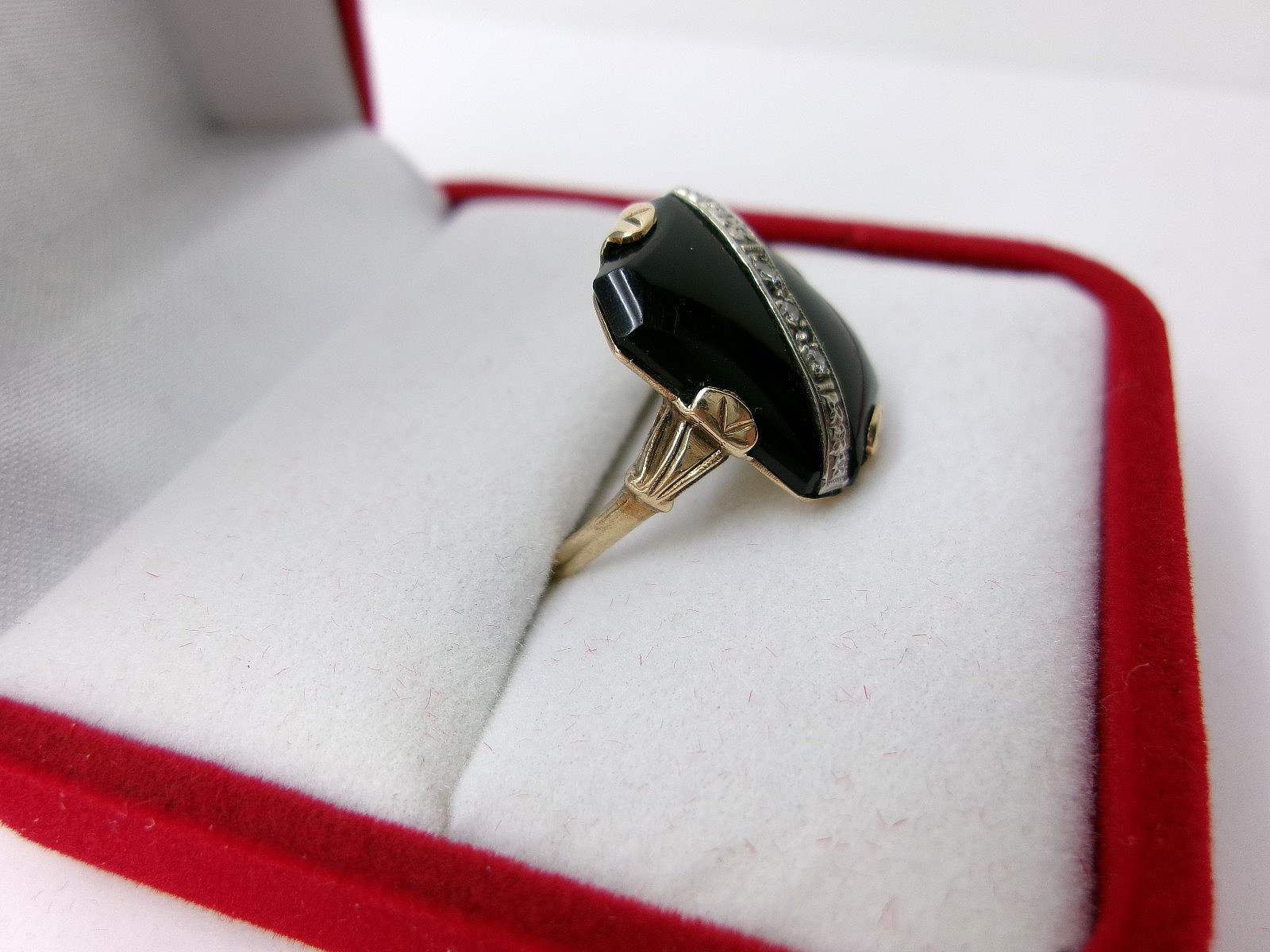 ❤️ Antique Vintage 10K Solid Yellow Gold Ladies’ Black Onyx & Dia Acc Ring 7-1/4