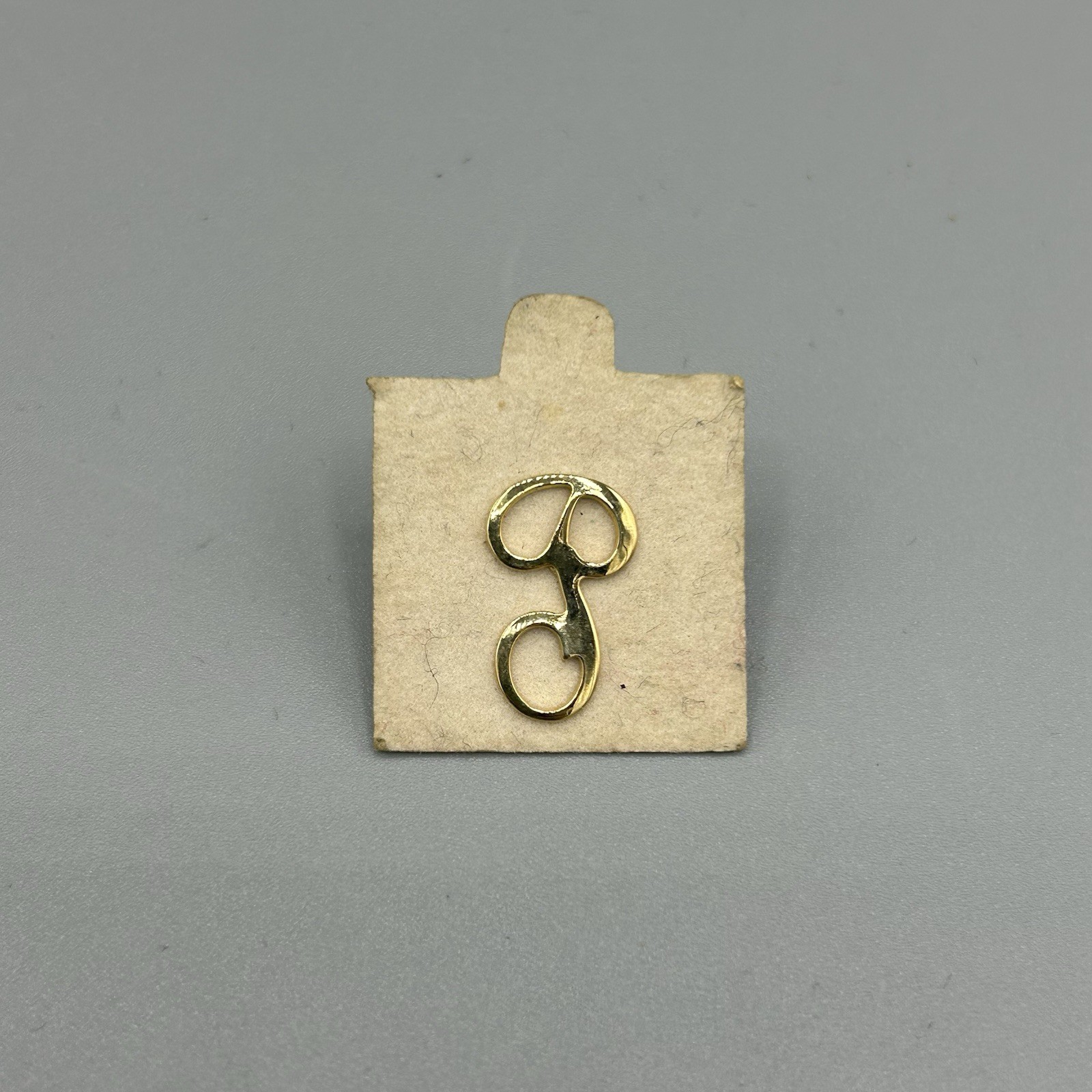 Vintage Gold Tone Letter P Pin Monogram Initial Brooch Minimalist Lapel Scarf