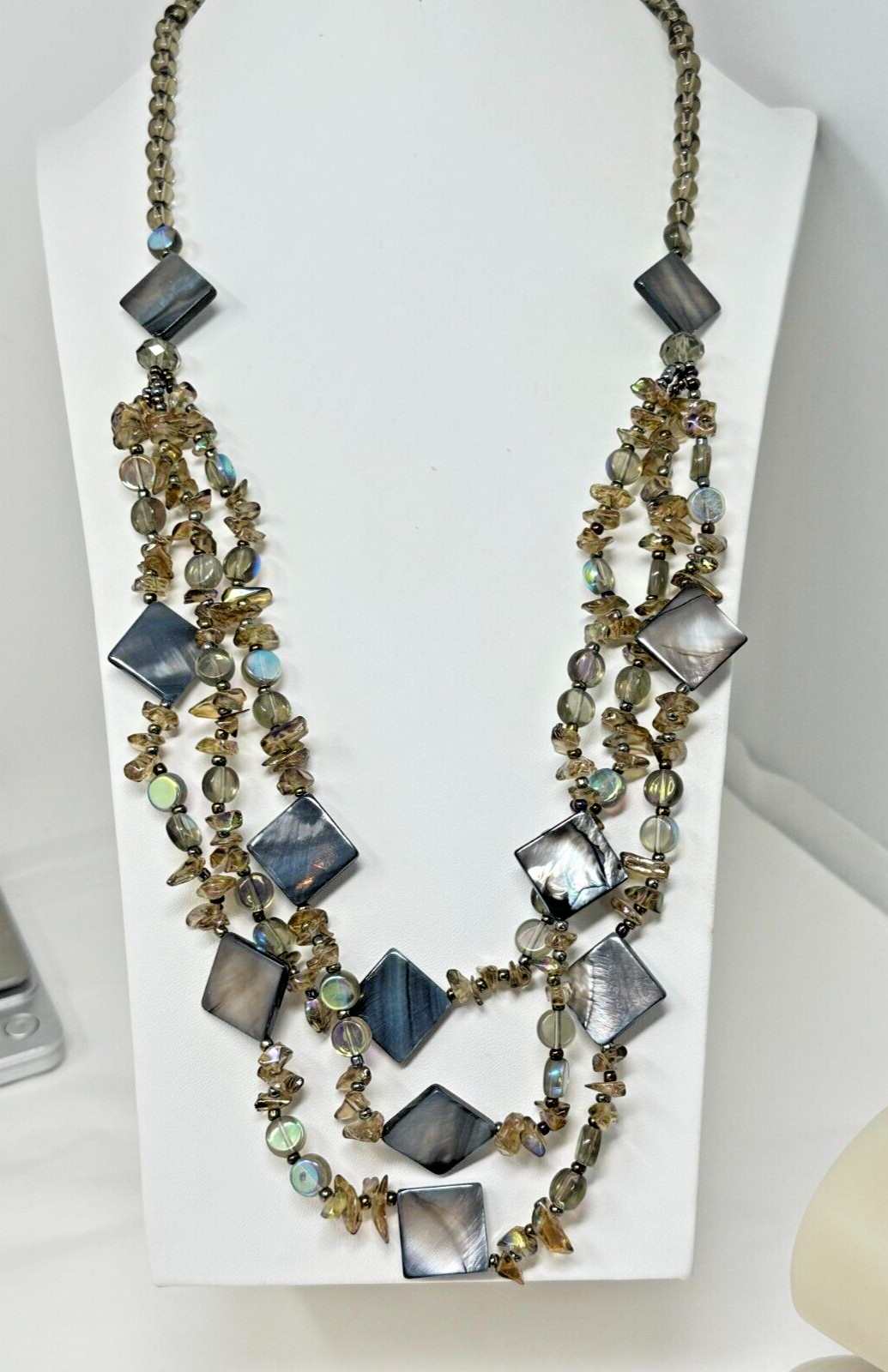 Gorgeous 3-Strand Gray Mother of Pearl and Iridescent Glass Bead 30″ Necklace