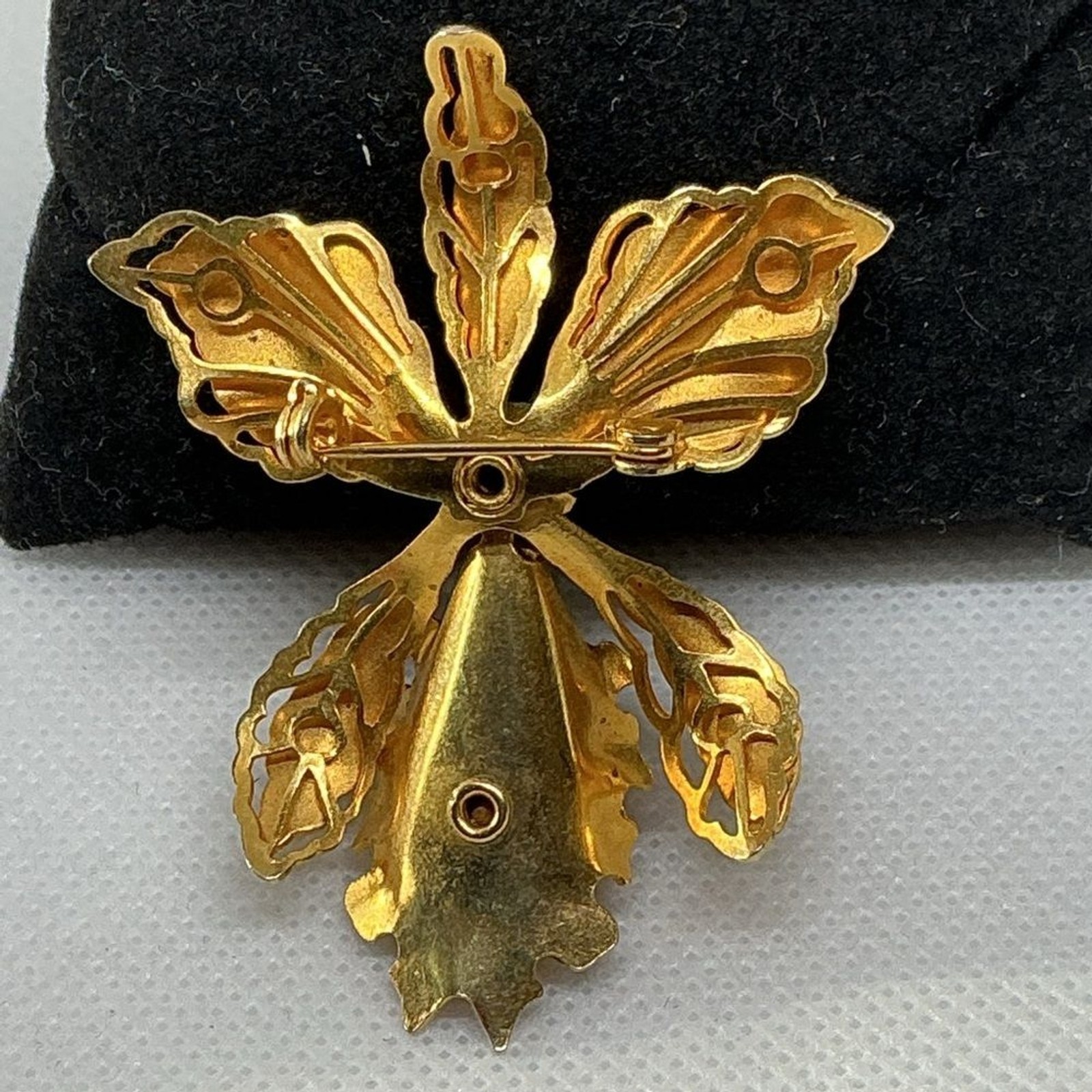 Vintage Bugbee & Niles Gold Tone Purple Rhinestone Orchid Brooch & Earring Set