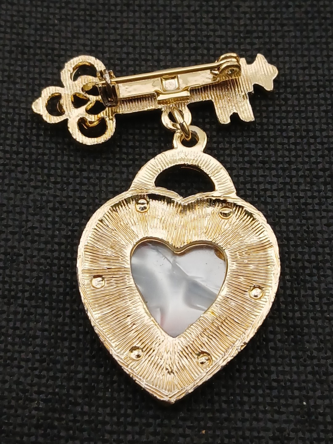 VINTAGE M.O.P. pink stones hand painted flowers Key dangle heart mother BROOCH