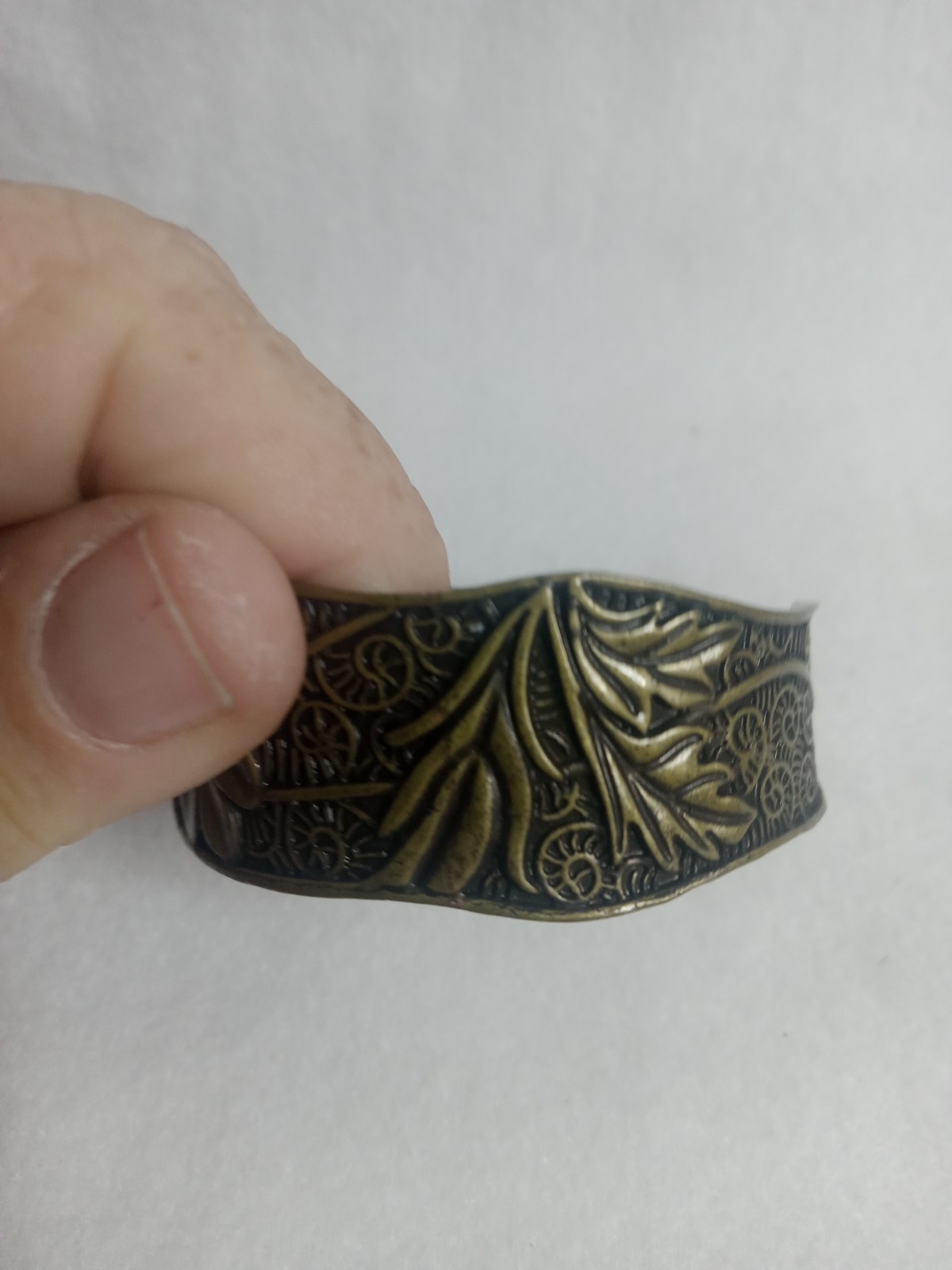 Vintage Brass Cuff Bracelet Embossed Daisy Floral Stamped Statement Bangle Gift