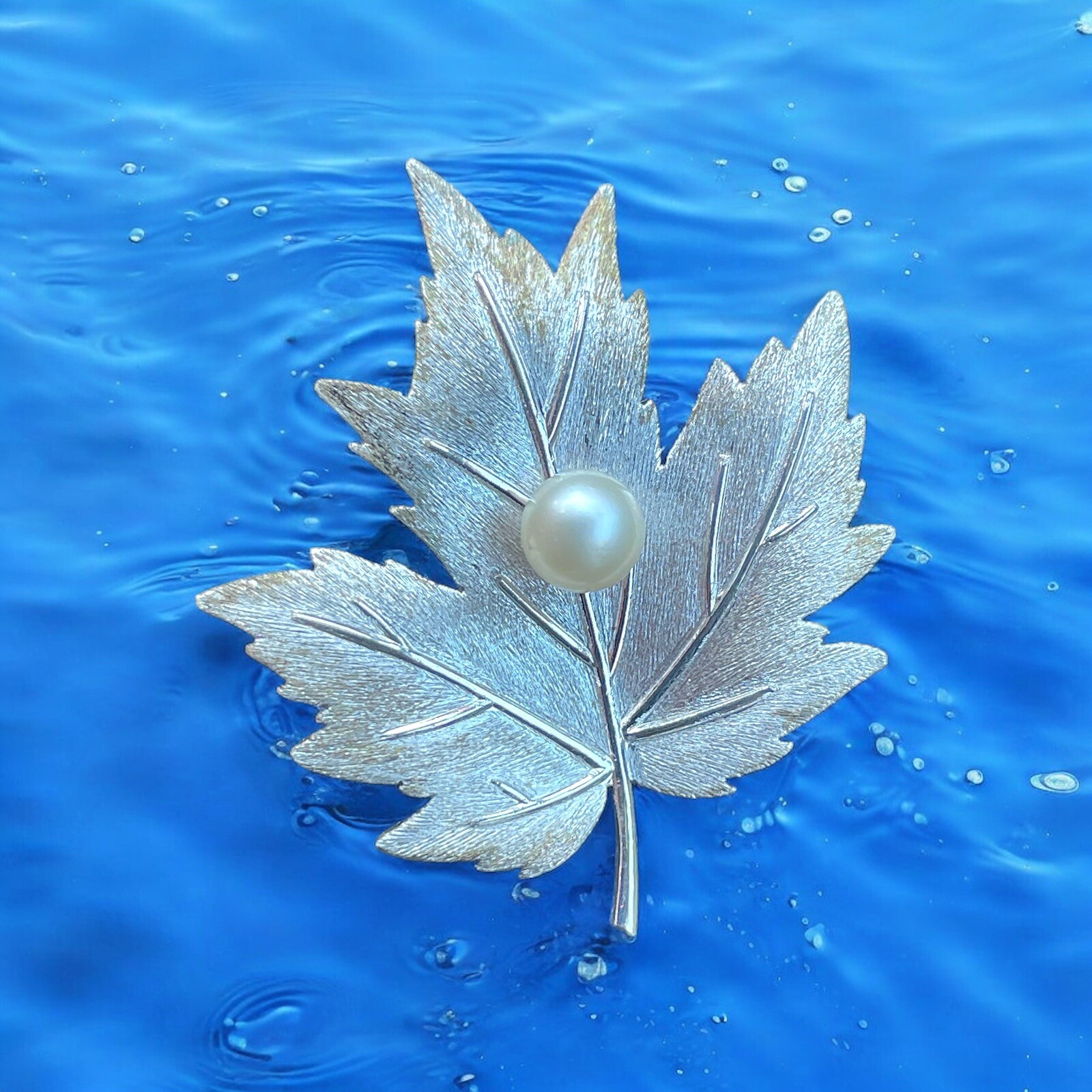 Vintage Mikimoto Sterling Silver Cultured Pearl Maple Leaf Brooch Pin