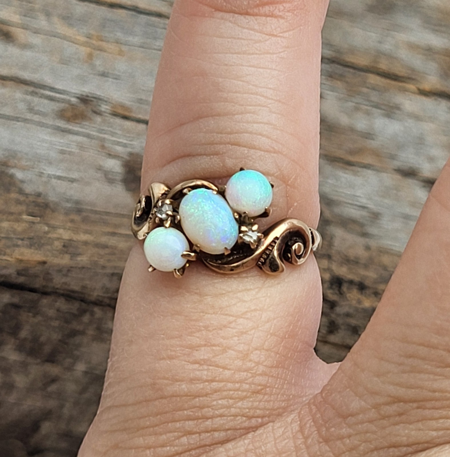 Antique Victorian 10K Gold Trilogy Opal & Diamond Ring Sz 4.25