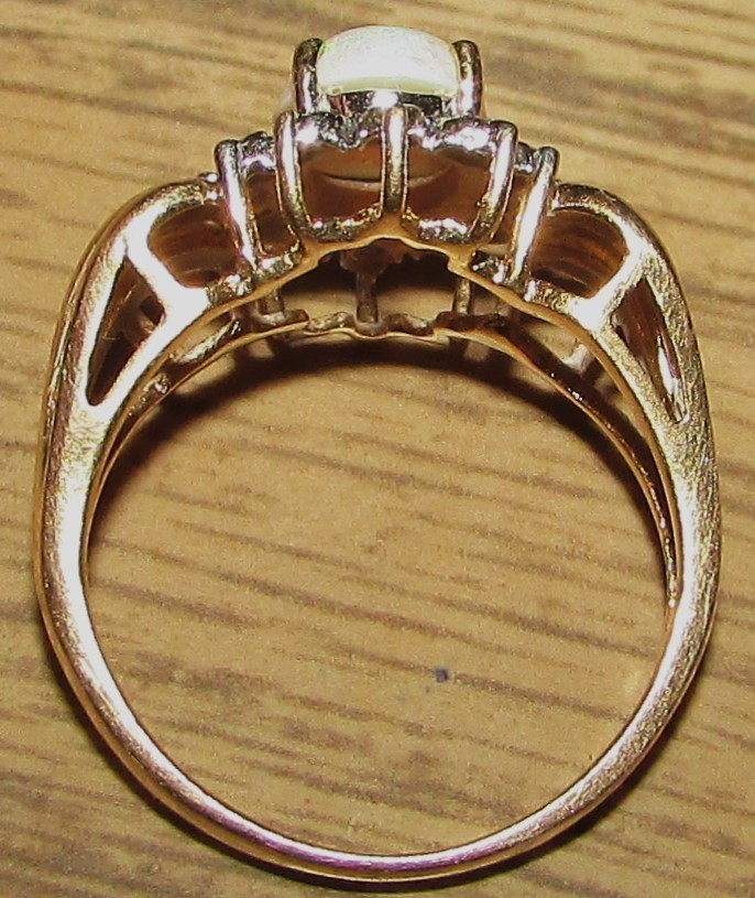 VINTAGE 14K GOLD, OPAL, & DIAMOND CLUSTER RING, 2.7 grams, SIZE 5, SIGNED BJ