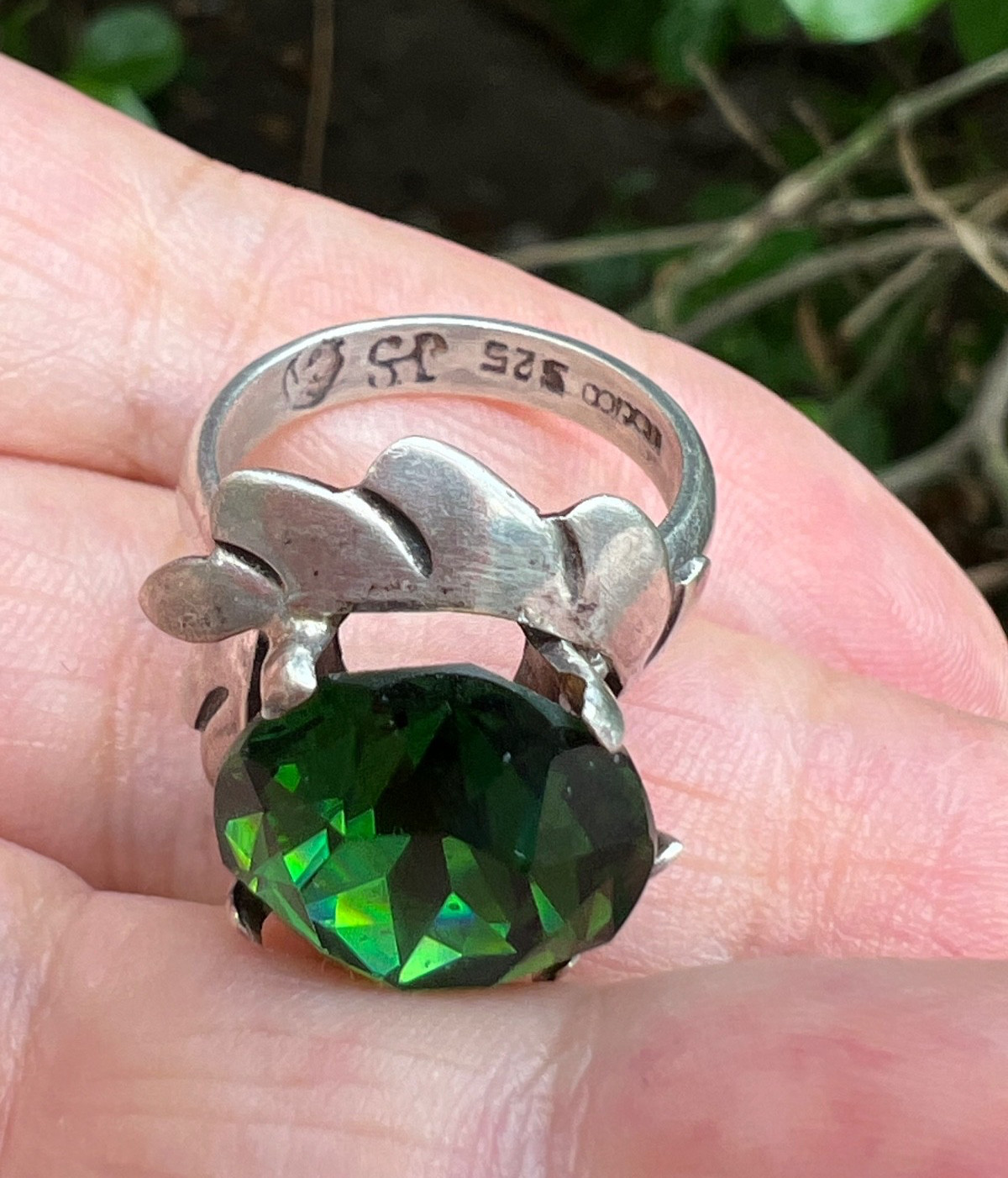 VINTAGE LARGE ROUND GREEN PASTE GLASS RHINESTONE RING 925 STERLING SLVER MEXICO