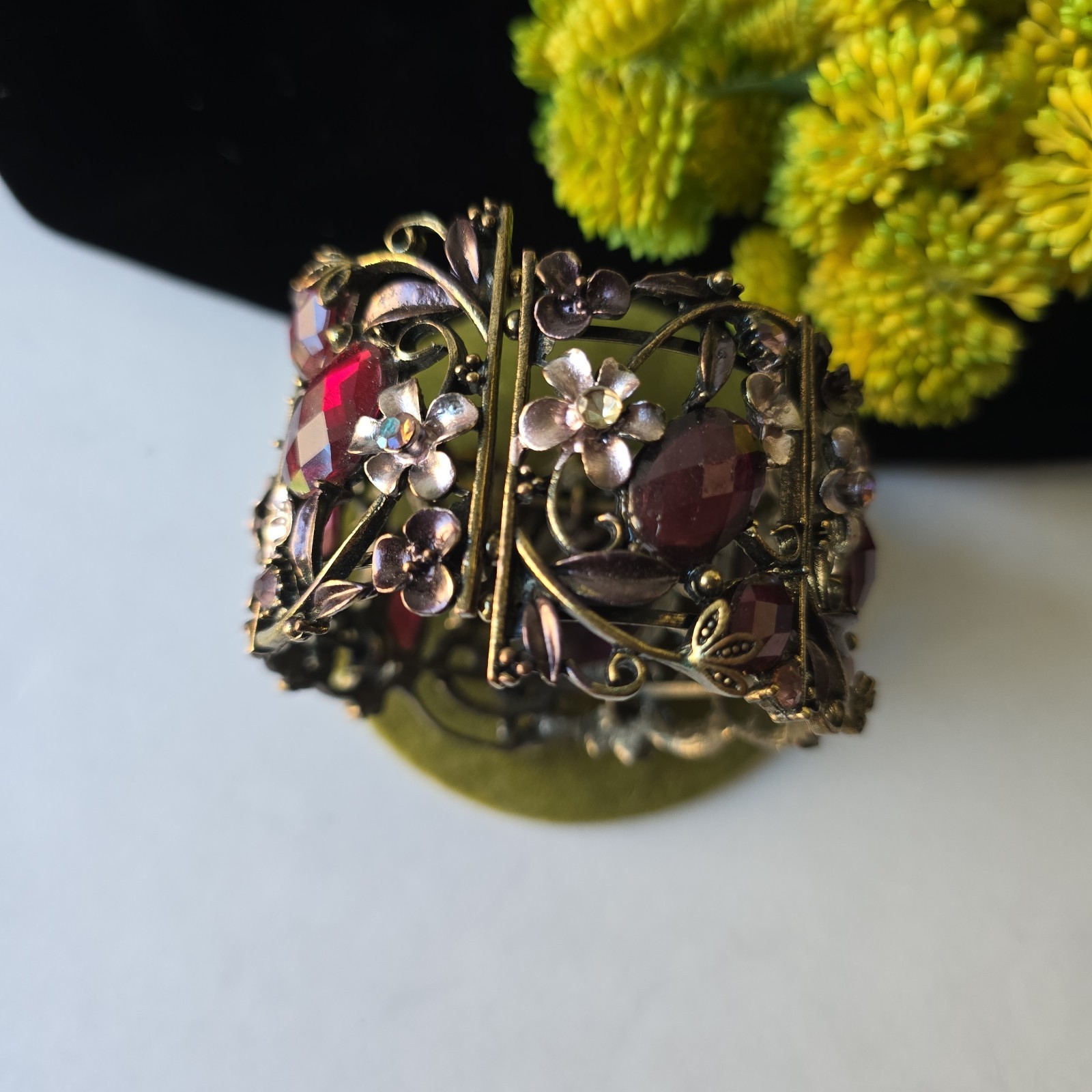 Vintage Bronze Tone Acrylic Glass Rhinestones Floral Open Work Cuff Bracelet OS