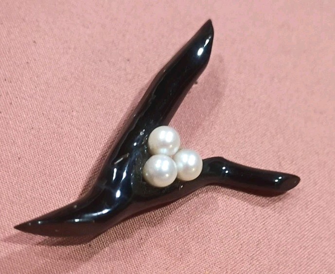 Vintage Hawaiian Black Coral Branch Pearl Pin Brooch, Patmounts,Hawaii 70s