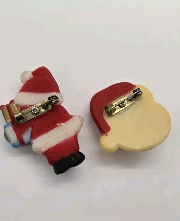Fun World Santa Claus Brooch Christmas Pin Lot of 2 Vintage Holiday