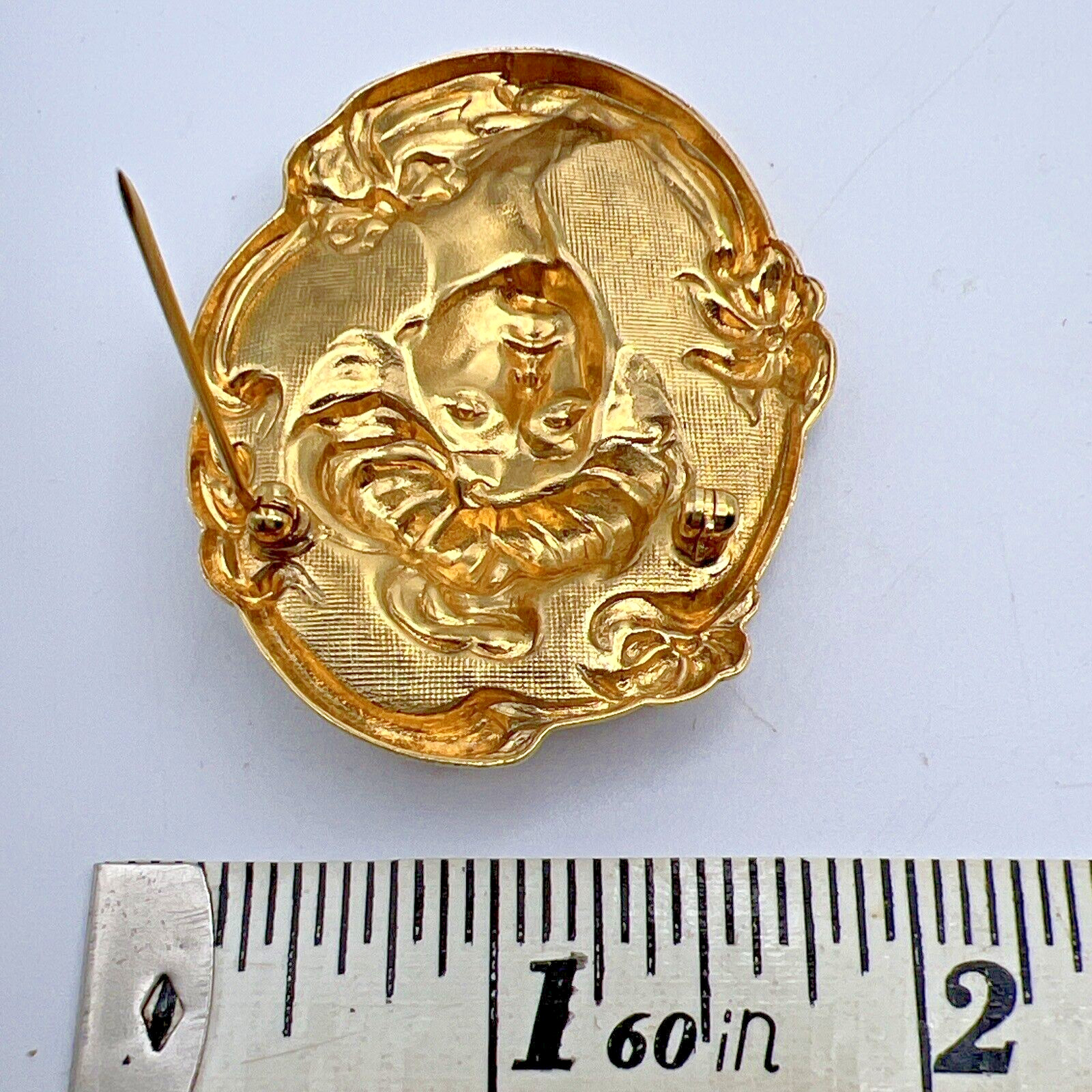 Raised Relief Brooch Metal Gold Tone Repousse Lady Medallion Pin Fashion Jewelry
