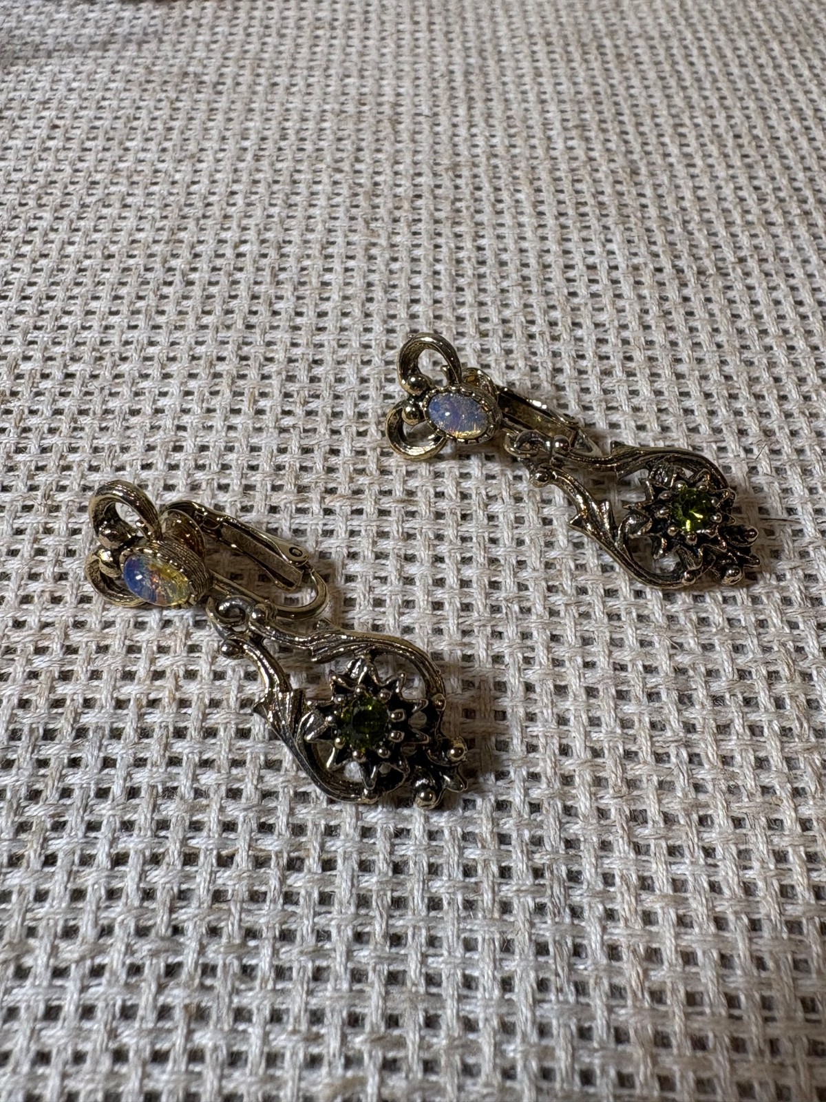 Vintage Sarah Coventry set Contessa Faux Opal Brooch Earrings Bracelet Chain