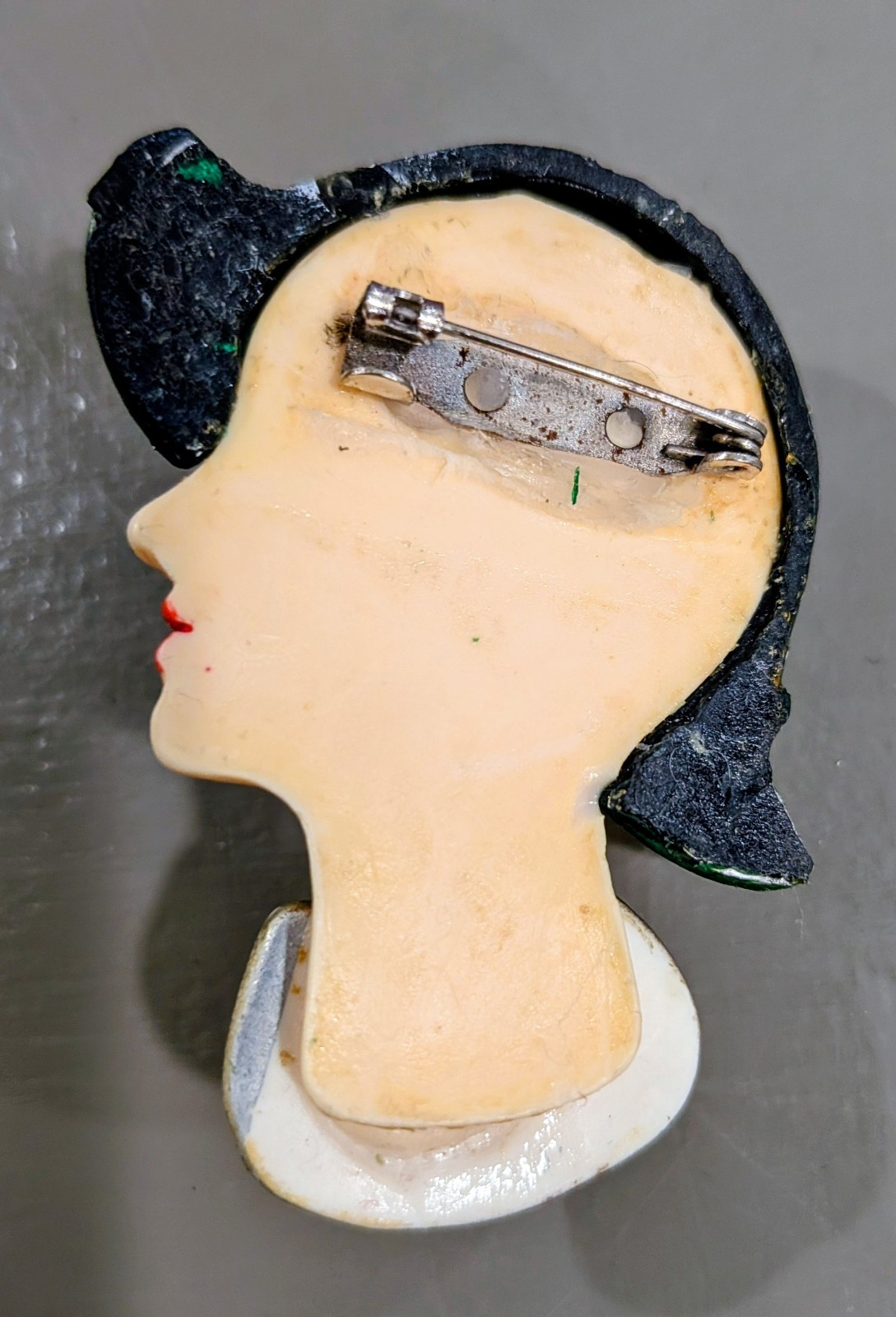 Vintage Lady Face Brooch Green Hat Rhinestone Figural Portrait Pin Art Deco