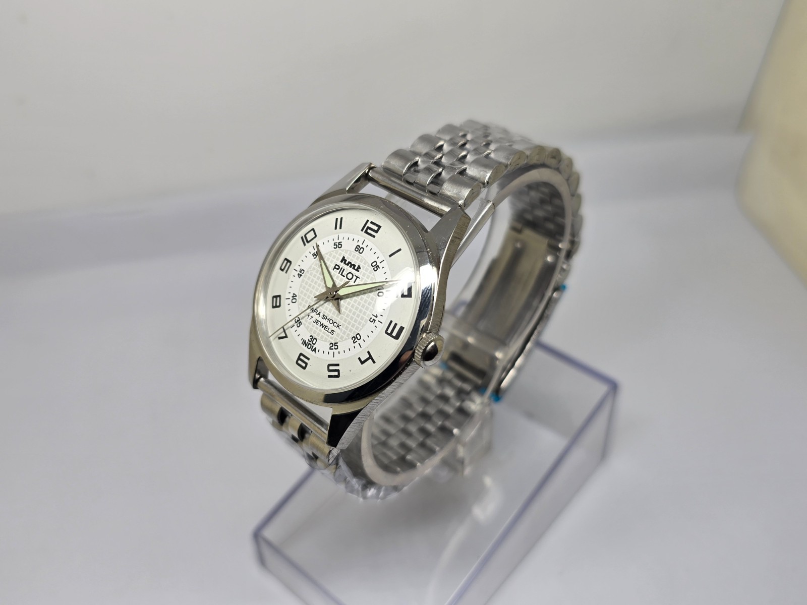 Vintage Hmt Pilot White Dial 17 Jewels Mechanical hand winding Transparent Back