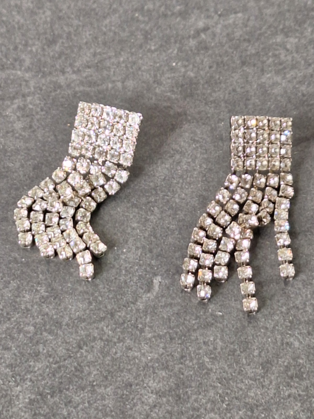 1950s Vintage Silver Tone Rhinestones Drip post earrings