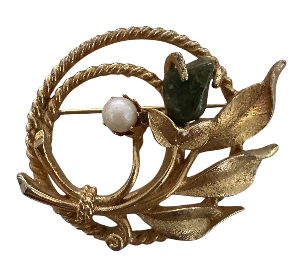 Vintage MCM Sarah Coventry Jade Garden Gold Tone Flower Pin Brooch Faux Pearl 2”