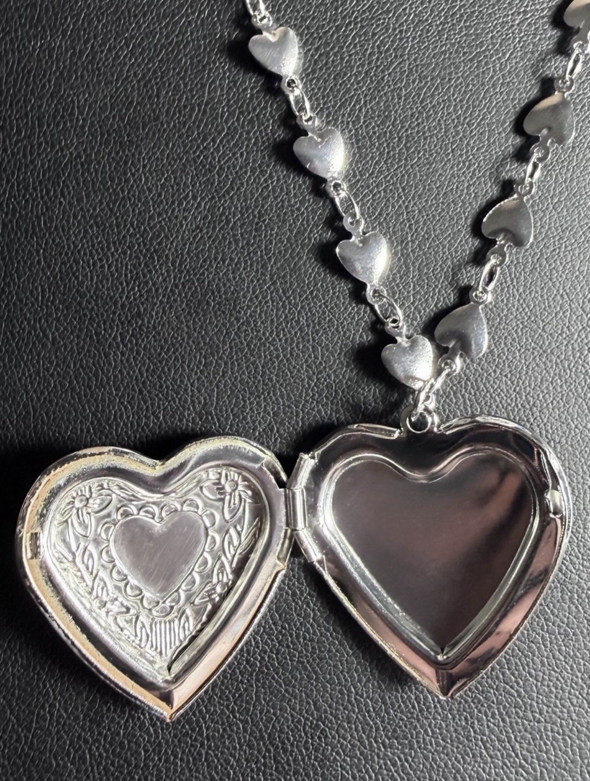 Vintage-Style Engraved Silver Heart Locket w/Tiny Hearts Link Chain 🩶