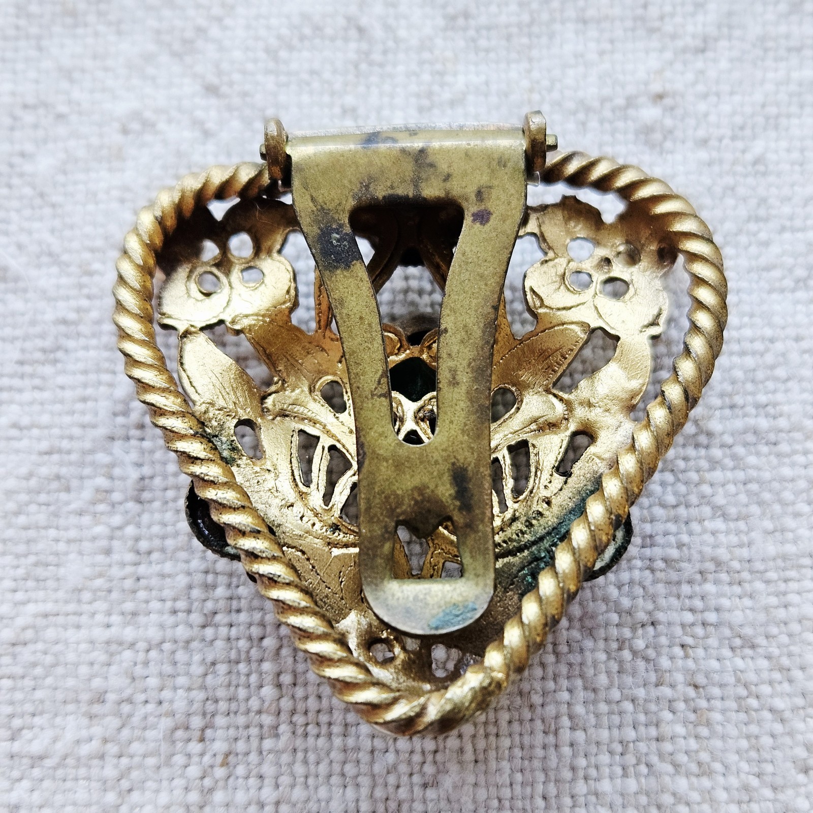 Vintage Gold Tone Multi Color Rhinestone Faux Pearls Flower Filigree Fur Clip