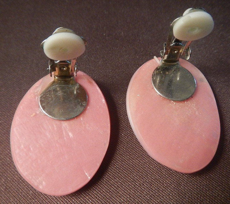Vintage Iridescent Lucite Acrylic Abalone Sea Shell Clip On Earrings