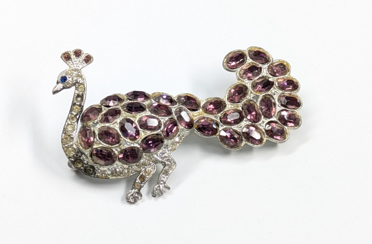 VTG Pot Metal Silver Tone Purple Glass Paste Stone Statement Peacock Brooch Pin