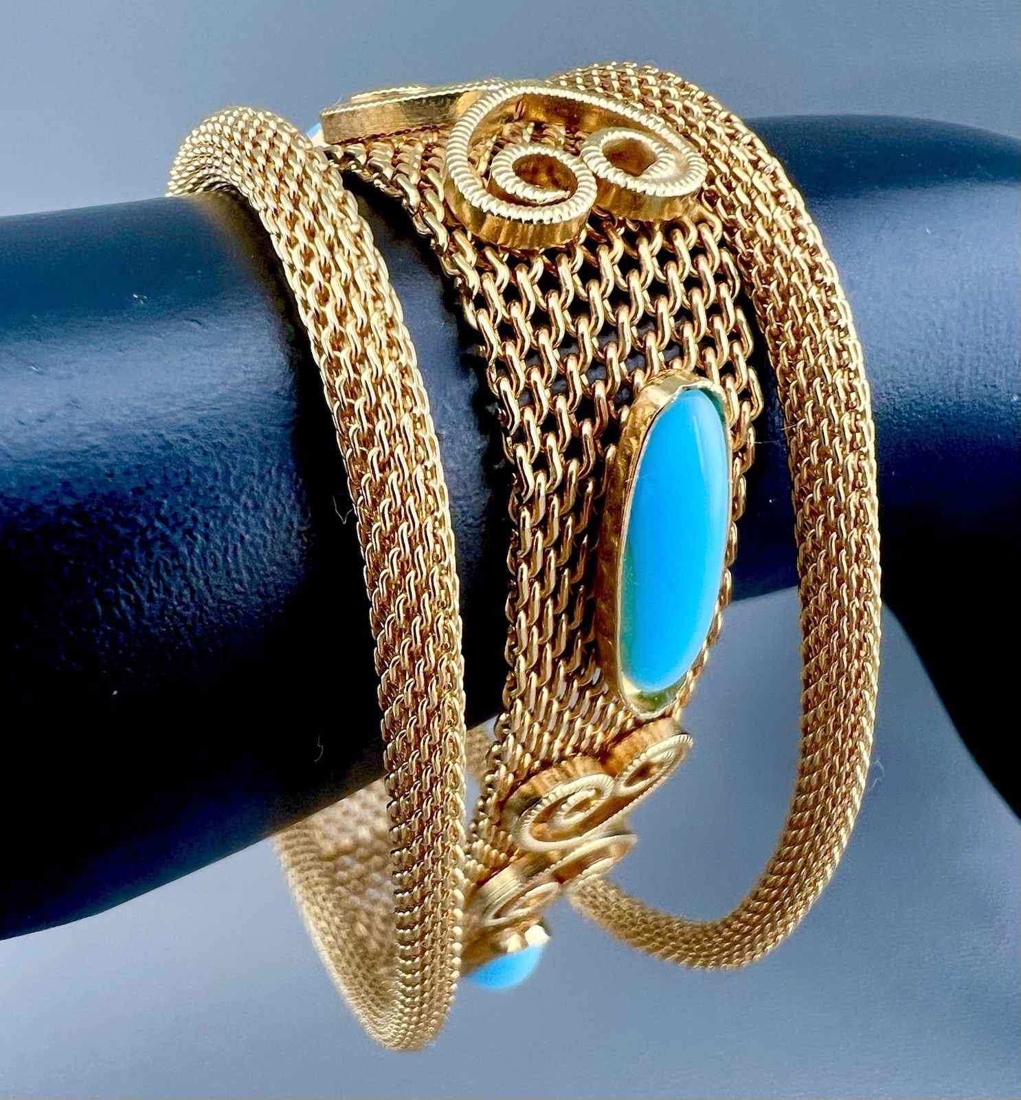 Vintage Mesh Bracelet Gold Tone Blue Cabochon Filigree 6.75”