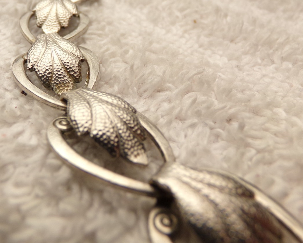 ANTIQUE 1900s VICTORIAN STERLING SILVER STIPPLED EUROPEAN CHOKER NECKLACE 16″