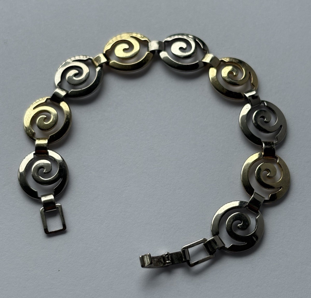 Vintage Sterling Silver and Gold Plated Spiral Wave Link Bracelet 7.5″ 14.43g