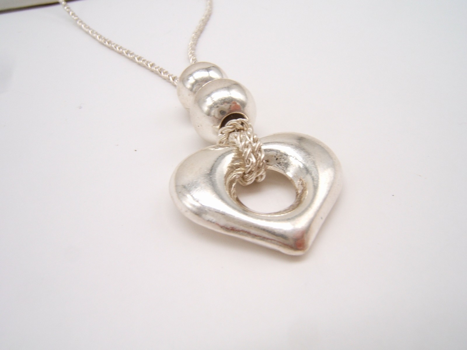 VTG MILOR HEART PENDANT NECKLACE LONG 18 3/4” LONG