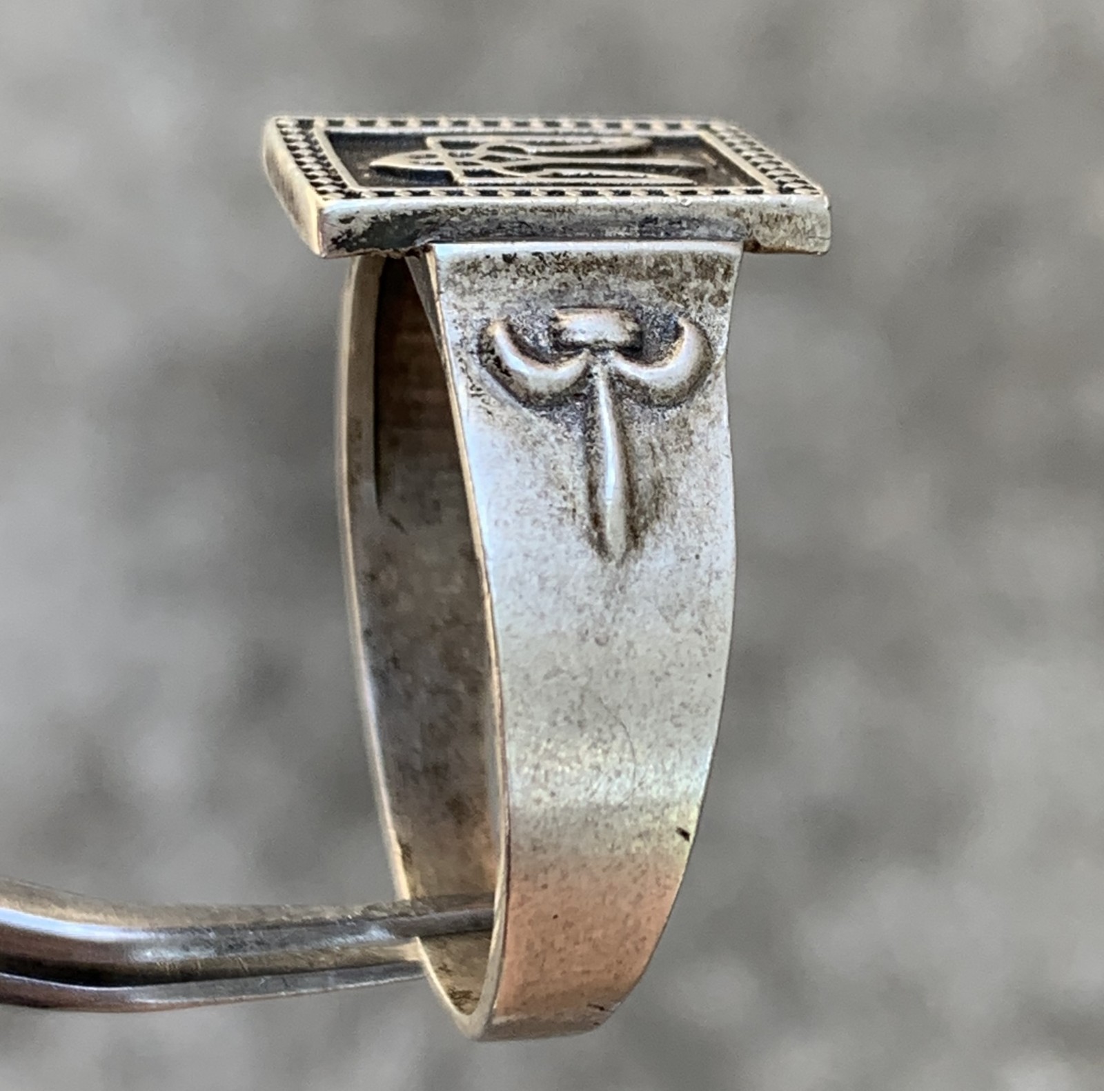 VTG Ukrainian Tryzub Ring Sterling Silver 925 Men’s Patriotic Gift / 5.21 gram.